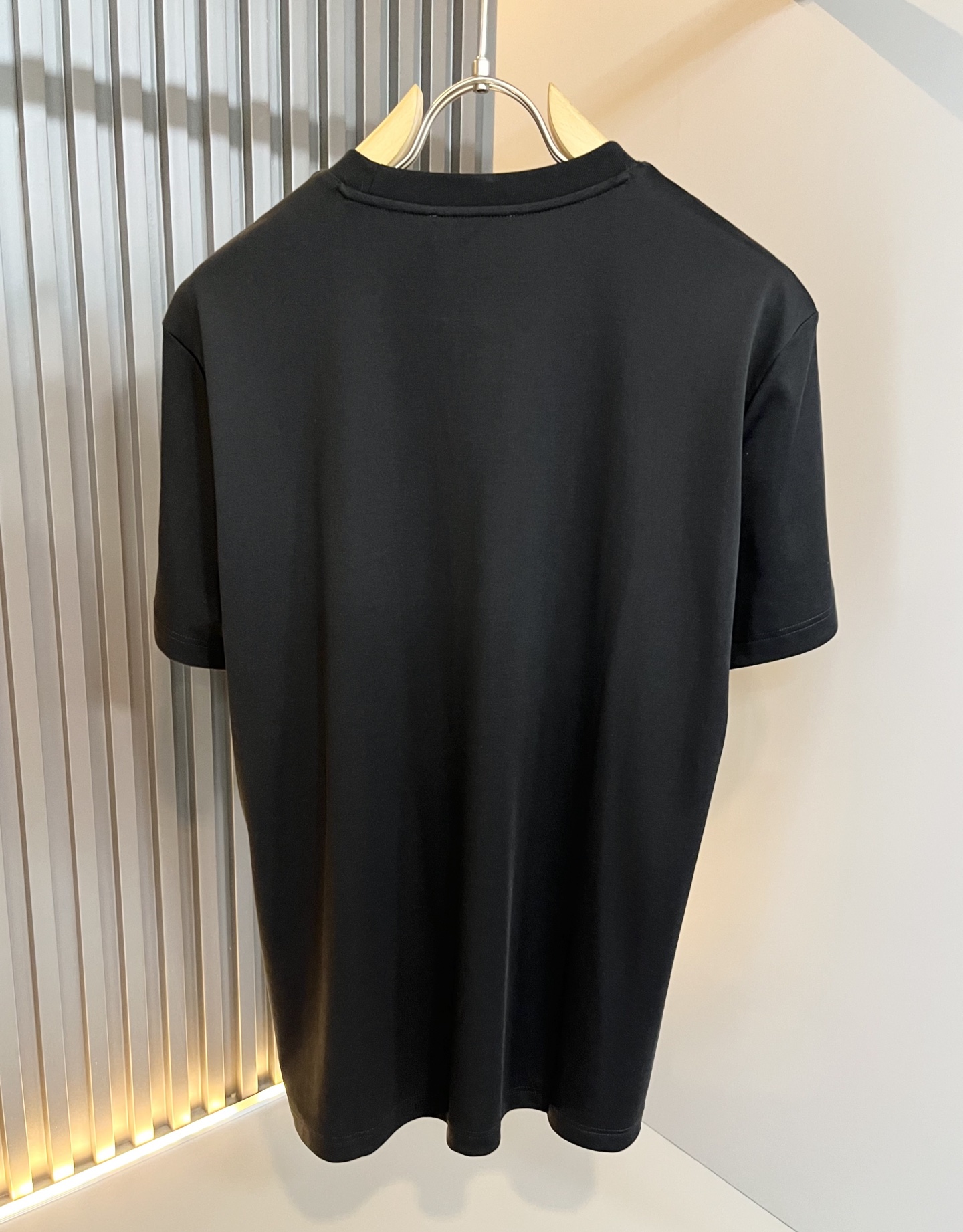   Gucc*古家 2025春夏新款男女同情侣款👫休闲宽松棉质圆领短袖T恤衫！贸易公司渠道稀出，同步官网