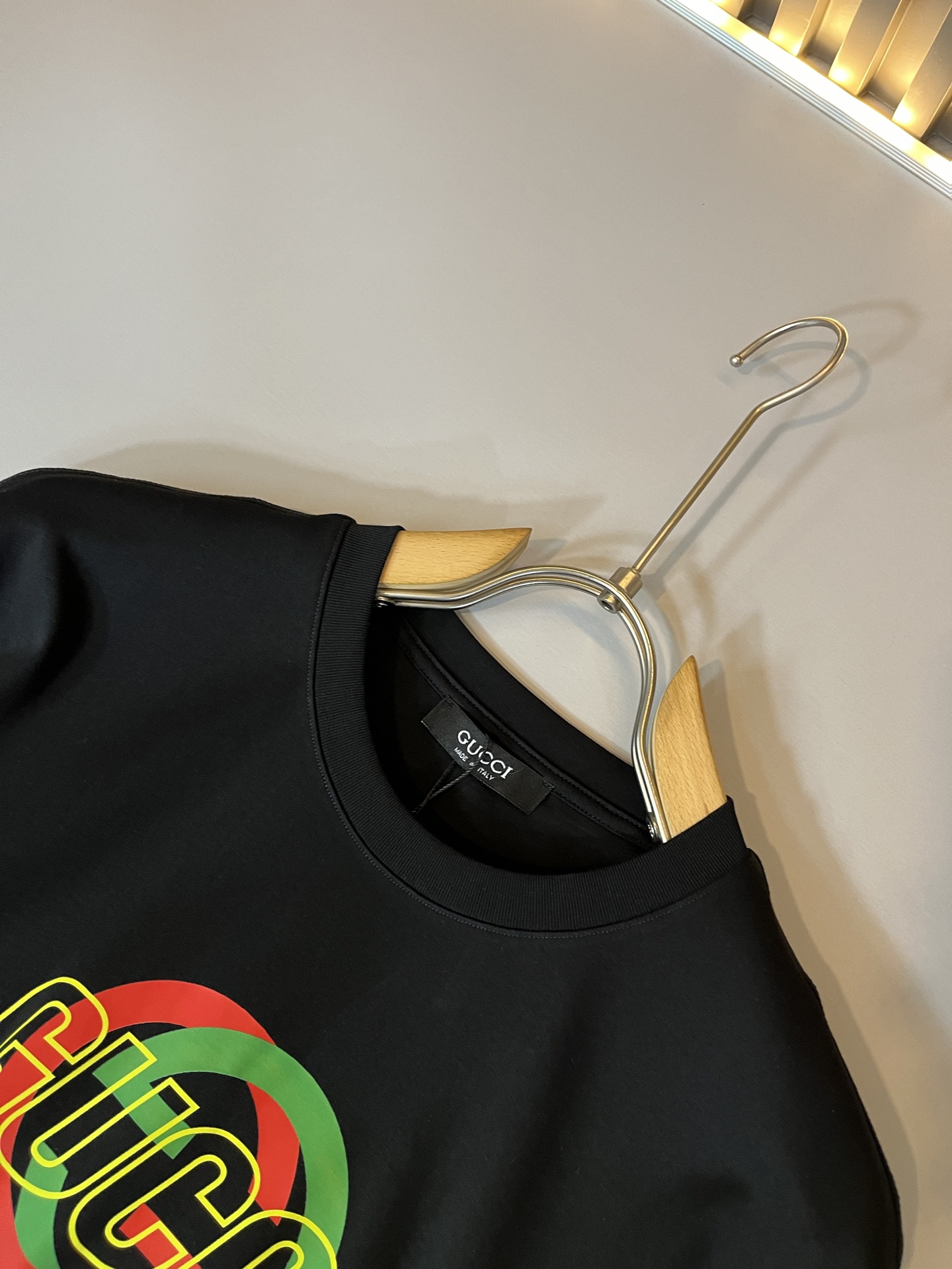   Gucc*古家 2025春夏新款男女同情侣款👫休闲宽松棉质圆领短袖T恤衫！贸易公司渠道稀出，同步官网