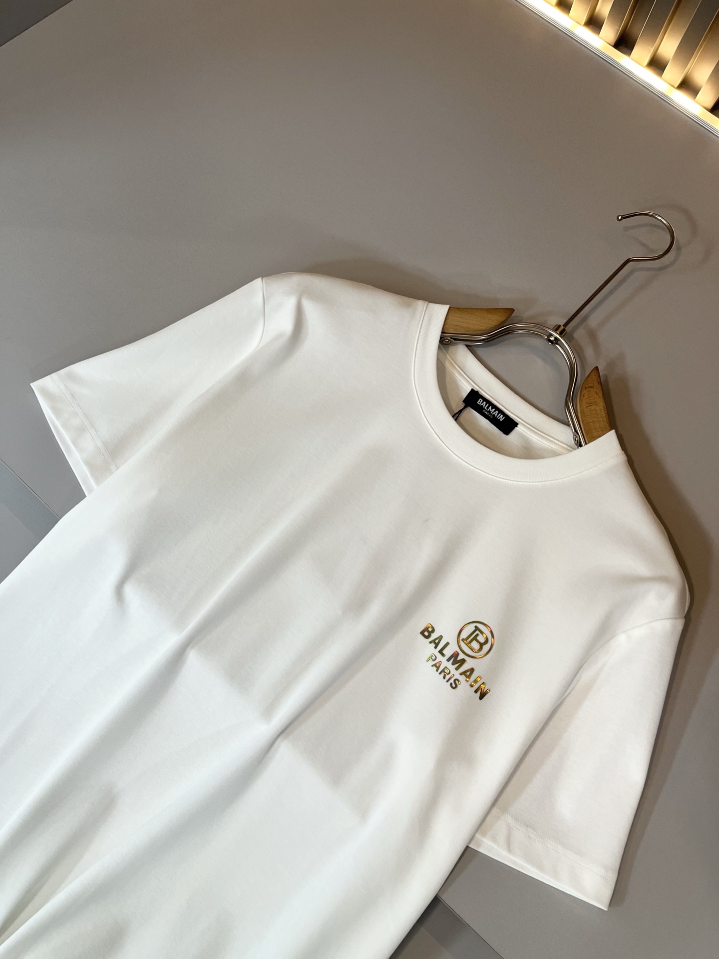  BALM*IN  巴尔曼 2025春夏新款短袖Ｔ恤。男人心目中的“里程碑”机车王国的“佼佼者”遍布世界