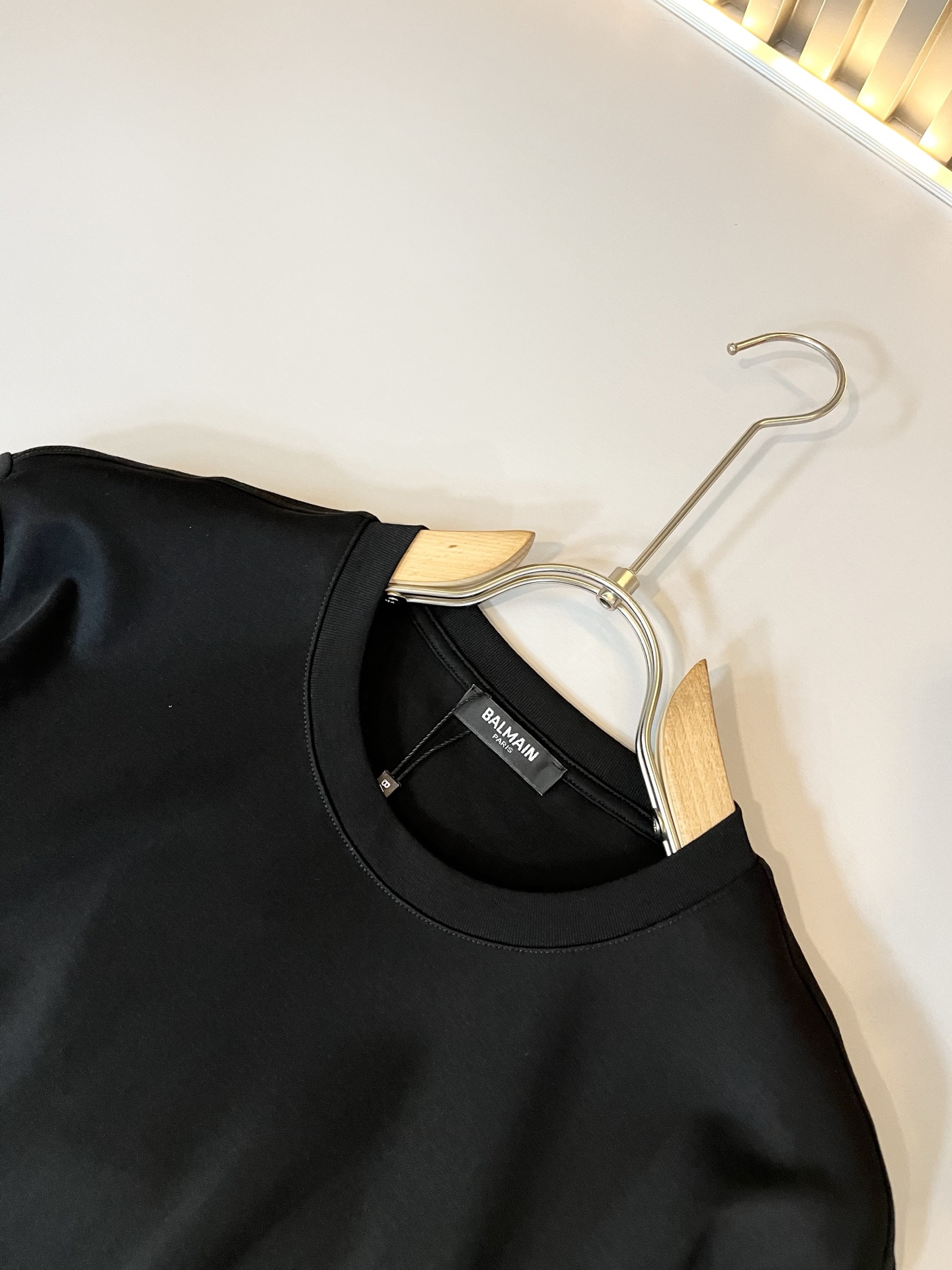  BALM*IN  巴尔曼 2025春夏新款短袖Ｔ恤。男人心目中的“里程碑”机车王国的“佼佼者”遍布世界