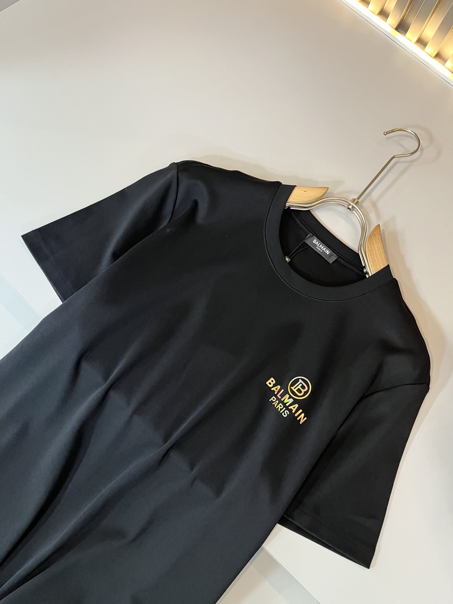  BALM*IN  巴尔曼 2025春夏新款短袖Ｔ恤。男人心目中的“里程碑”机车王国的“佼佼者”遍布世界