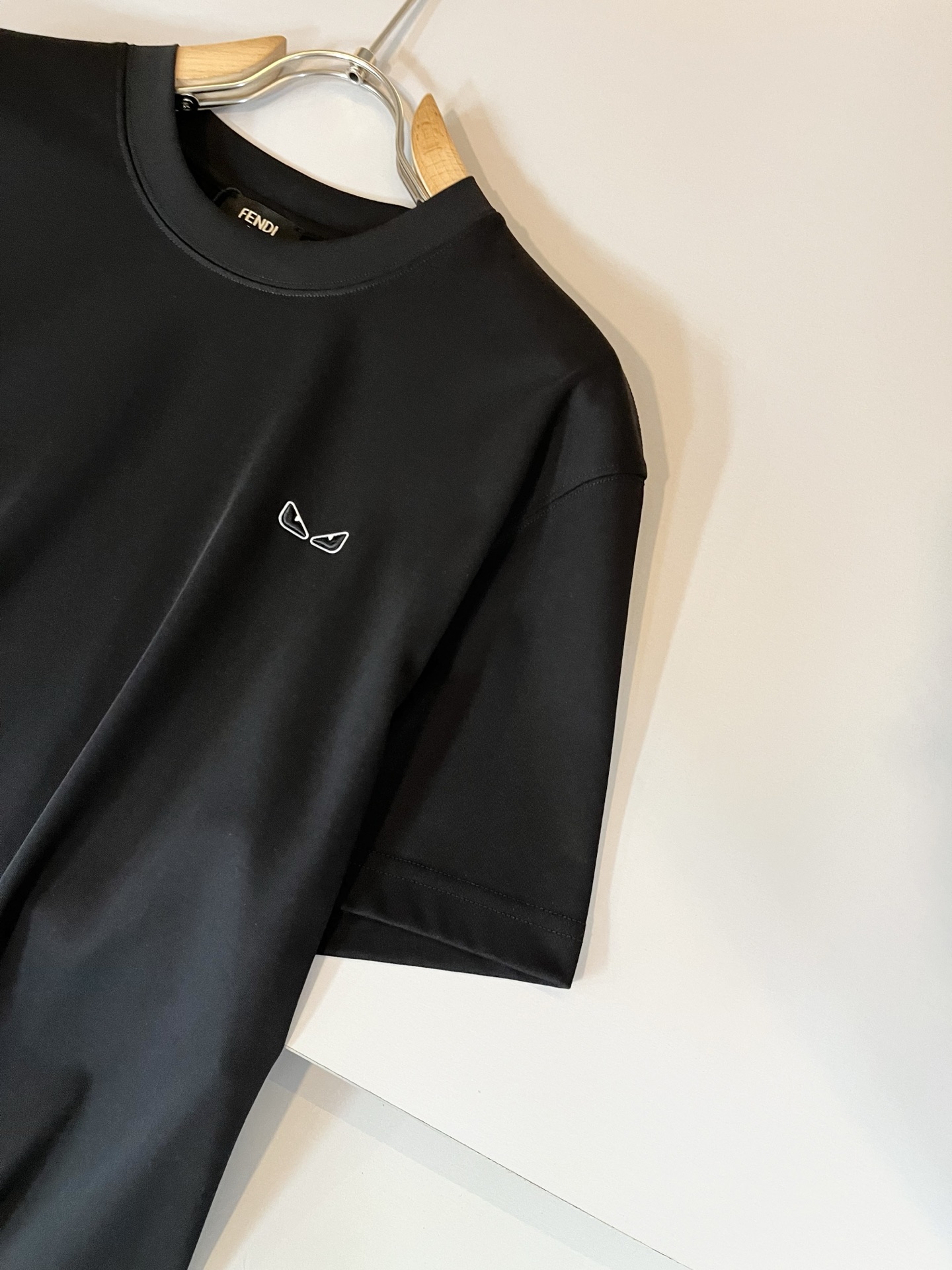 FEN*I 芬*迪2025春夏新款FD家族FF男女同款👫短袖T恤，男女同款👫百搭极简短袖。意大利原厂订单