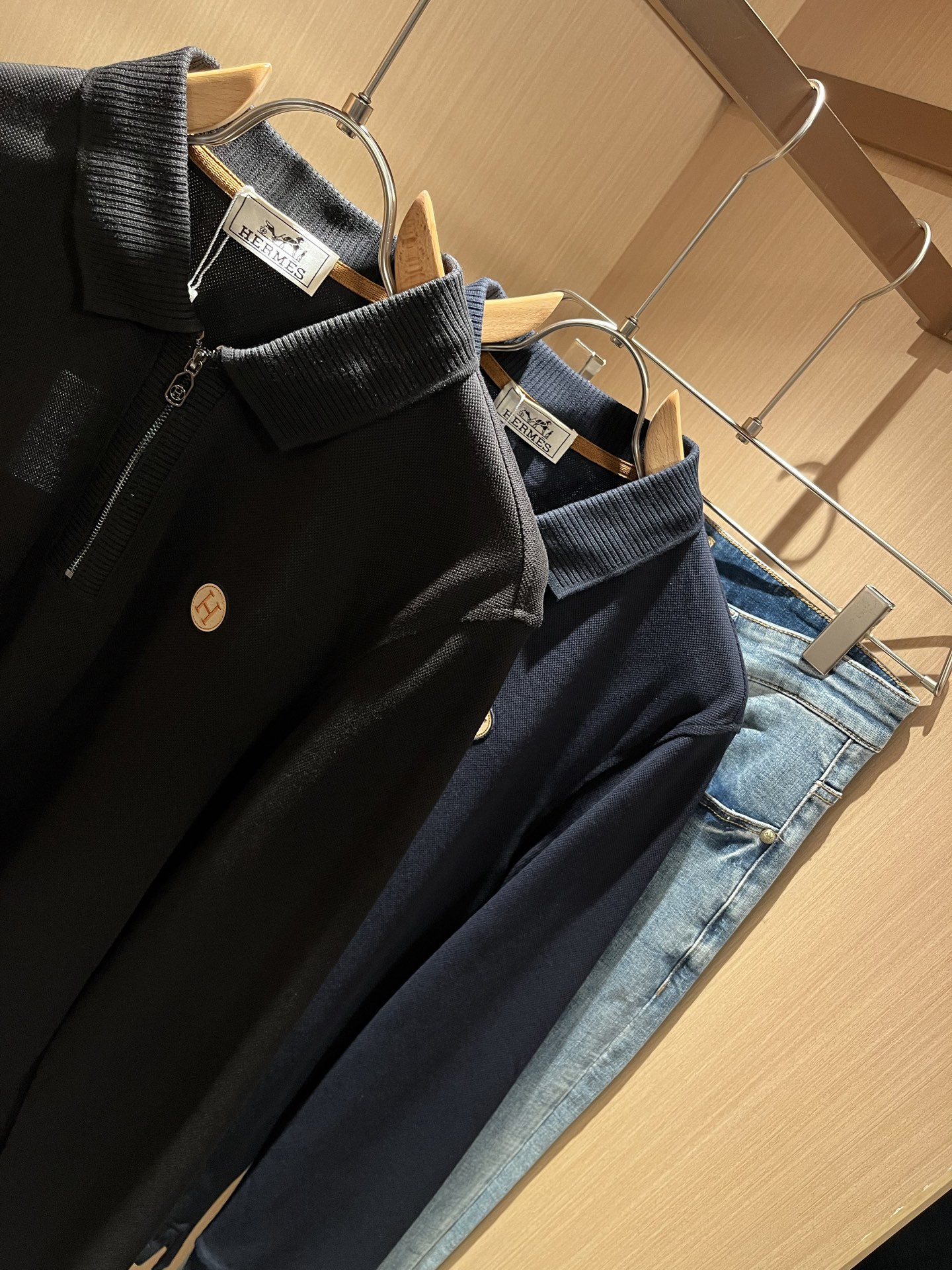 Her*mes爱*仕2025秋冬新款男士短袖Polo衫，全新升级百搭基础款，低调奢华，品格之选！甄选优质