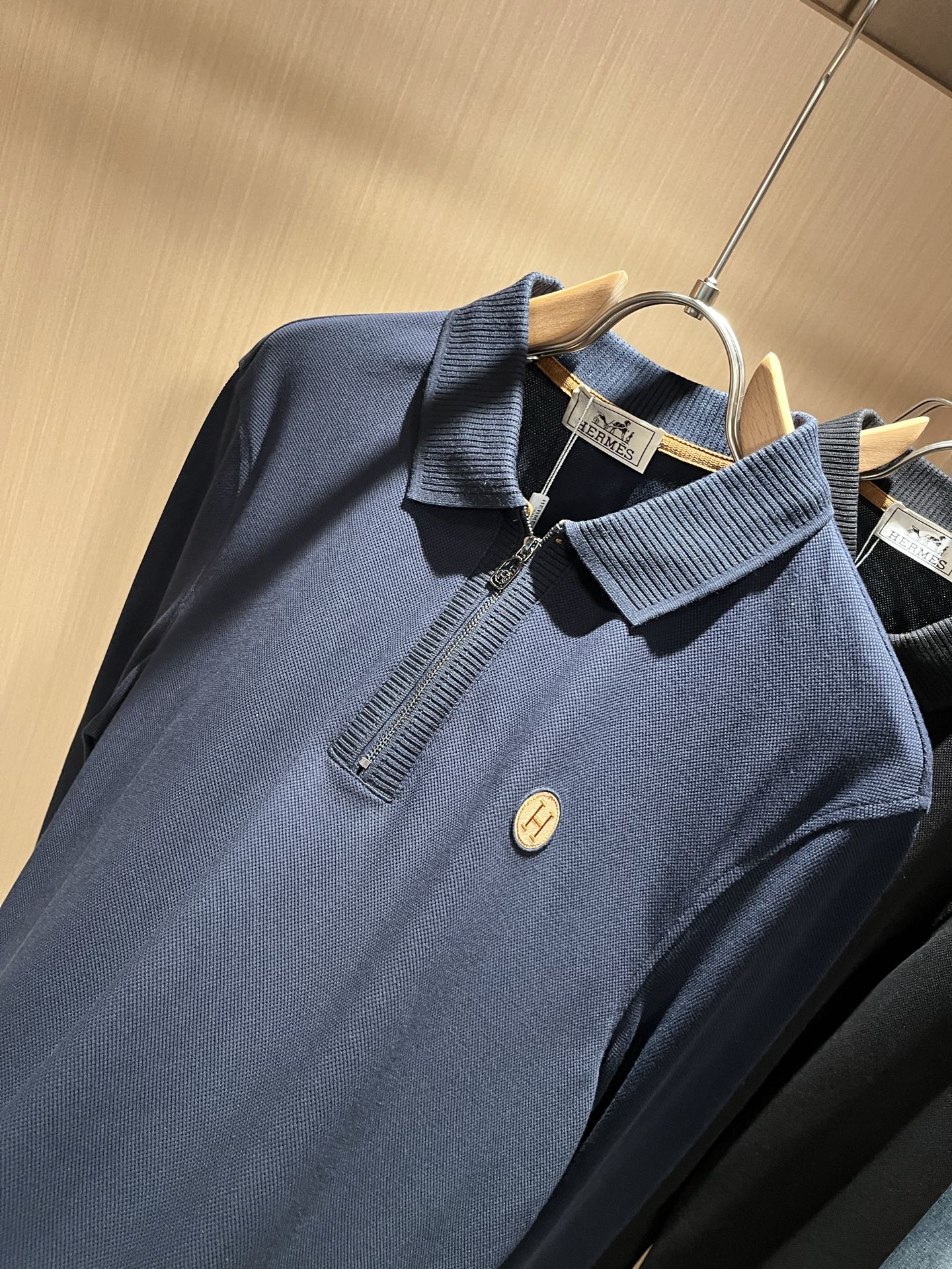 Her*mes爱*仕2025秋冬新款男士短袖Polo衫，全新升级百搭基础款，低调奢华，品格之选！甄选优质