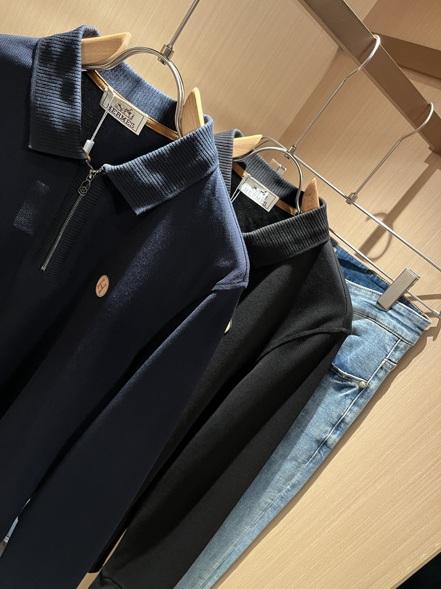 Her*mes爱*仕2025秋冬新款男士短袖Polo衫，全新升级百搭基础款，低调奢华，品格之选！甄选优质