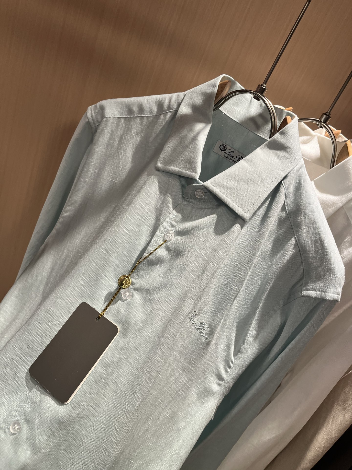 Loro Piana诺悠翩雅 2025秋冬男士衬衣，最新的贸易订单全品相！！网红款！上身舒适透气，不僵硬