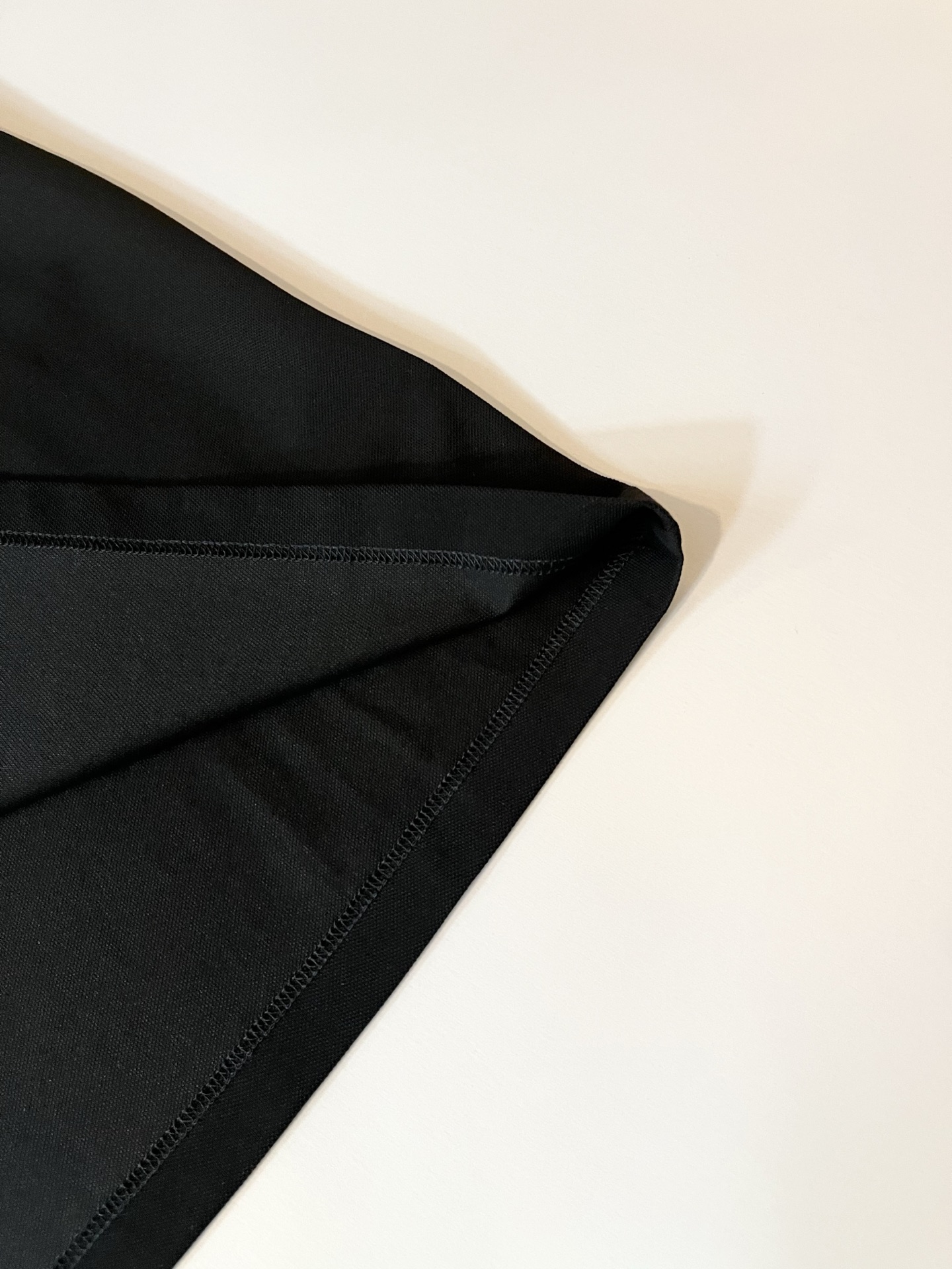 MON蒙**口2025春夏新款男士原单男士短袖POLO衫，贸易公司货，官网同步发售！此类型的基础单品是每