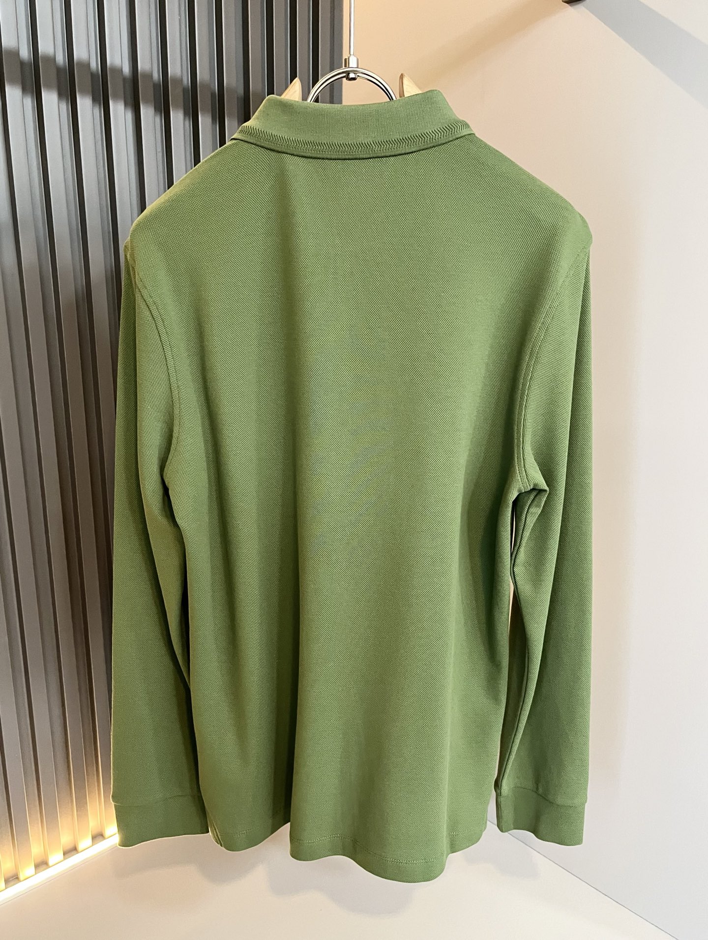 Kiton 2025秋冬新款Polo衫，采用进口专属珠地棉面料！！代表品牌形象 简洁舒适的款式，线条感粗