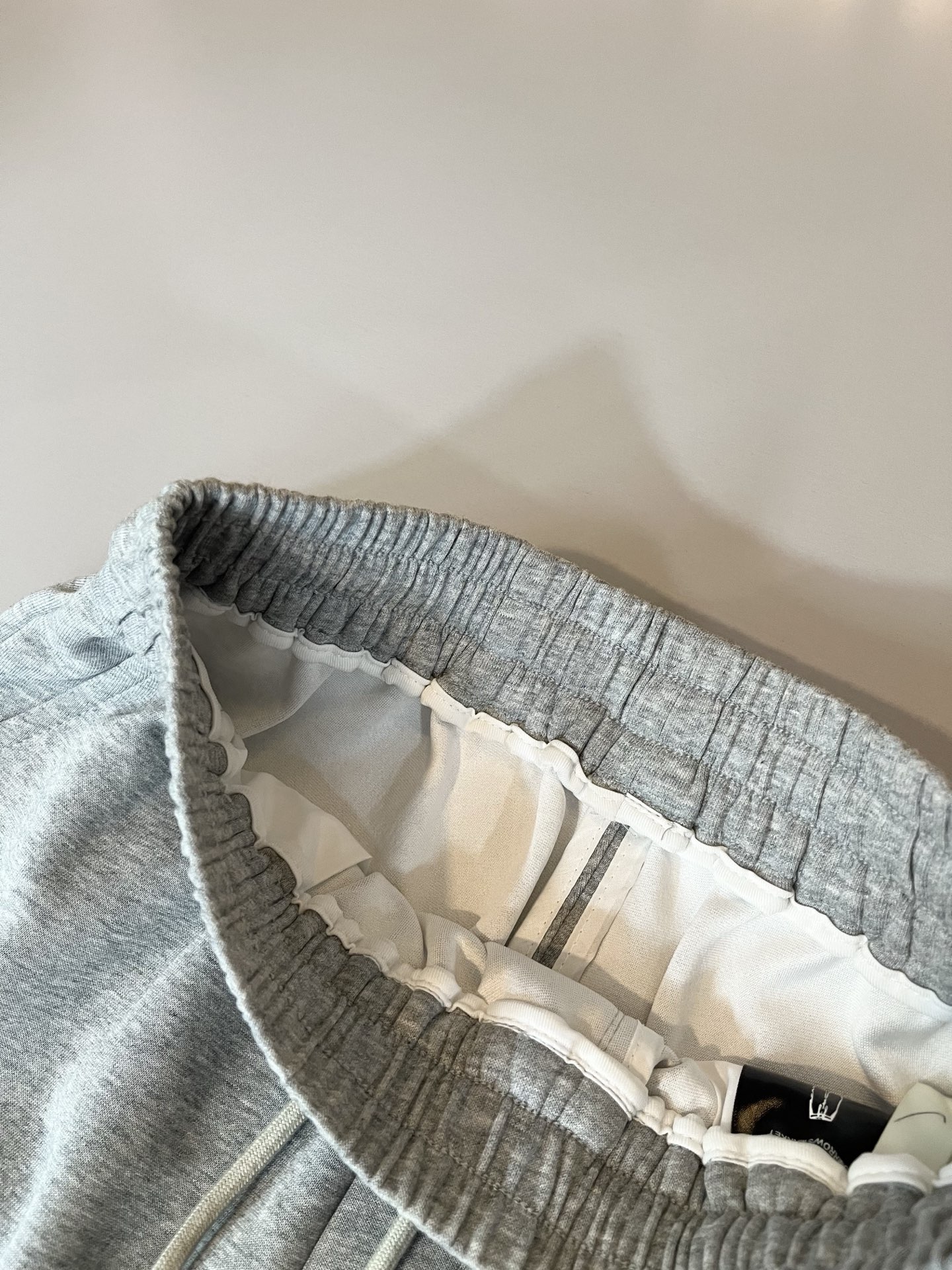  Thom Brow*e汤姆*朗2025春夏新款男女同款👫休闲短裤，区分市面料 我们的一条短裤就比市面的