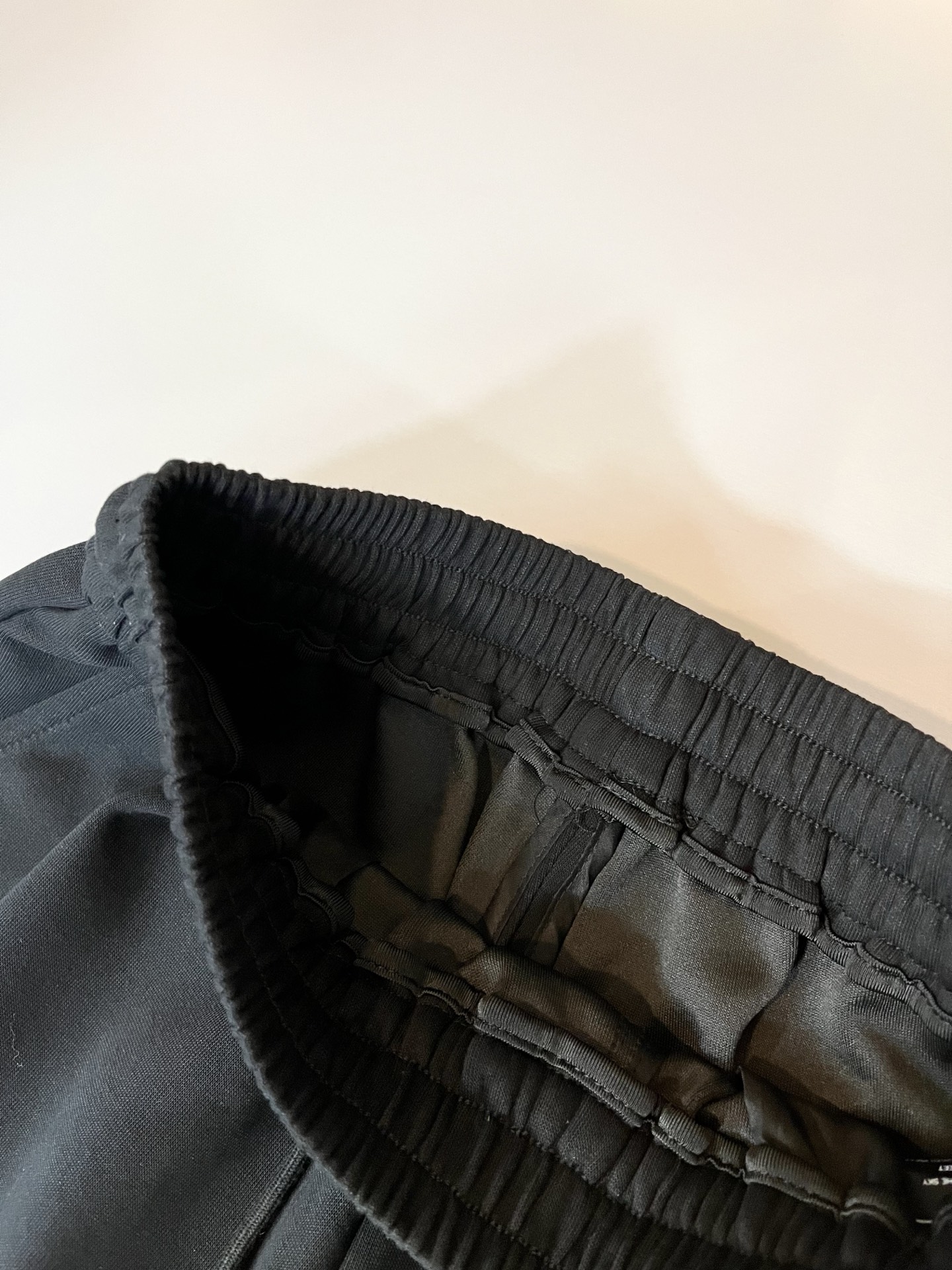  Thom Brow*e汤姆*朗2025春夏新款男女同款👫休闲短裤，区分市面料 我们的一条短裤就比市面的