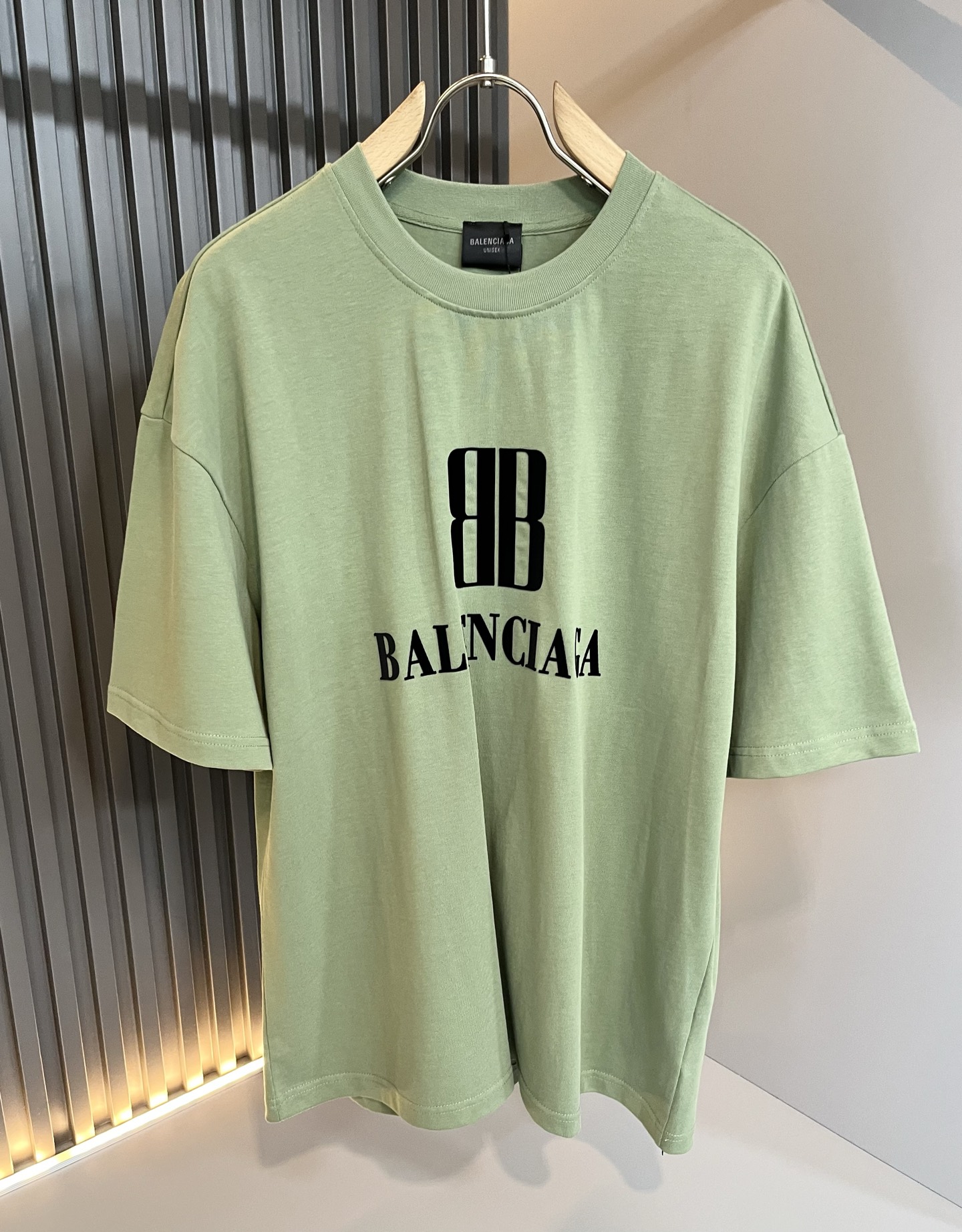  BALENCI*GA巴黎*家 2025春夏新款男女同款👫短袖T恤！走秀图案印花时尚休闲短袖T恤衫！设计