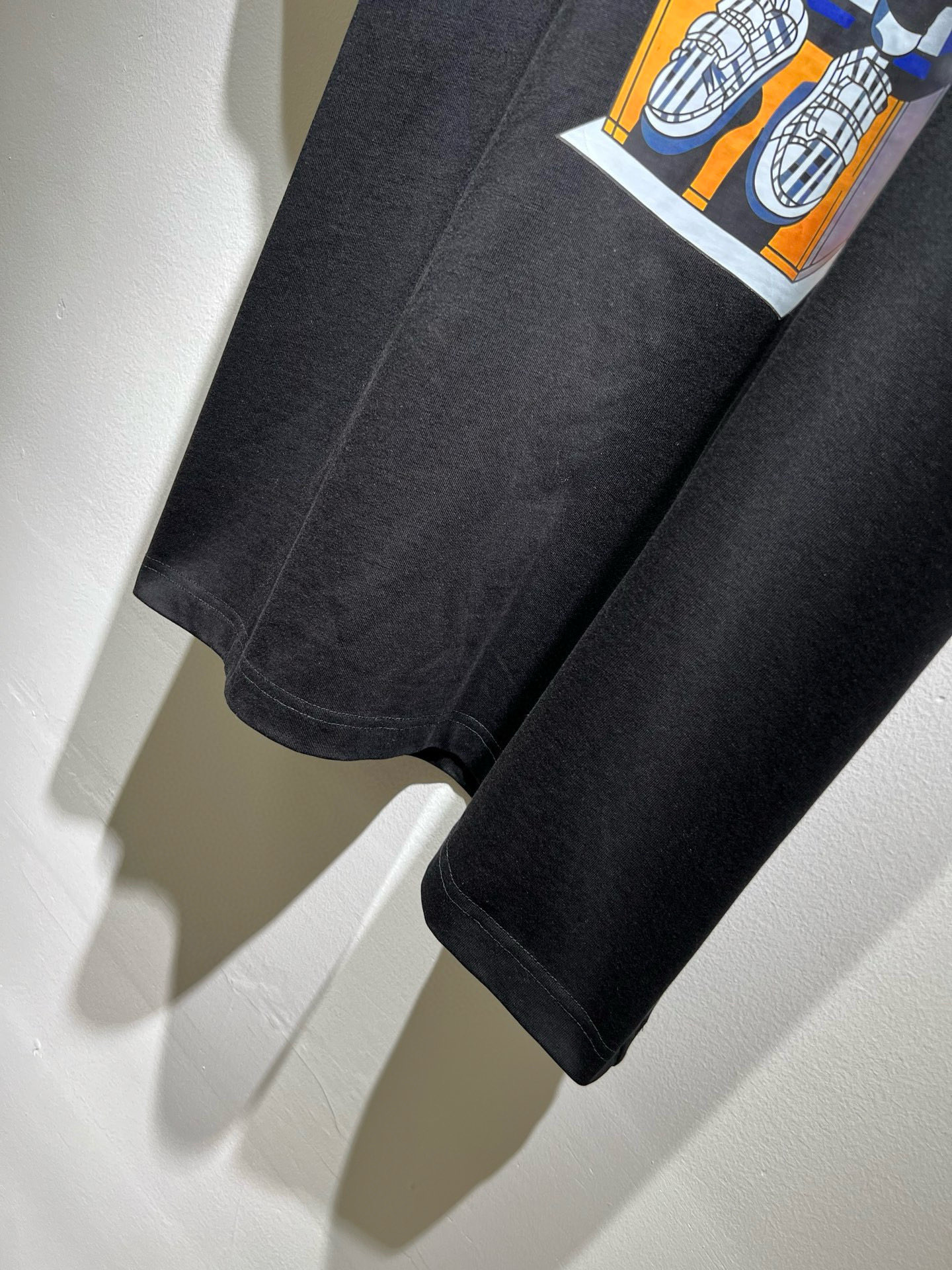   BURBER*Y巴*莉2025春夏新品男女同款👫短袖T恤，重磅来袭，最近比较火热的环保纯棉面料制作而