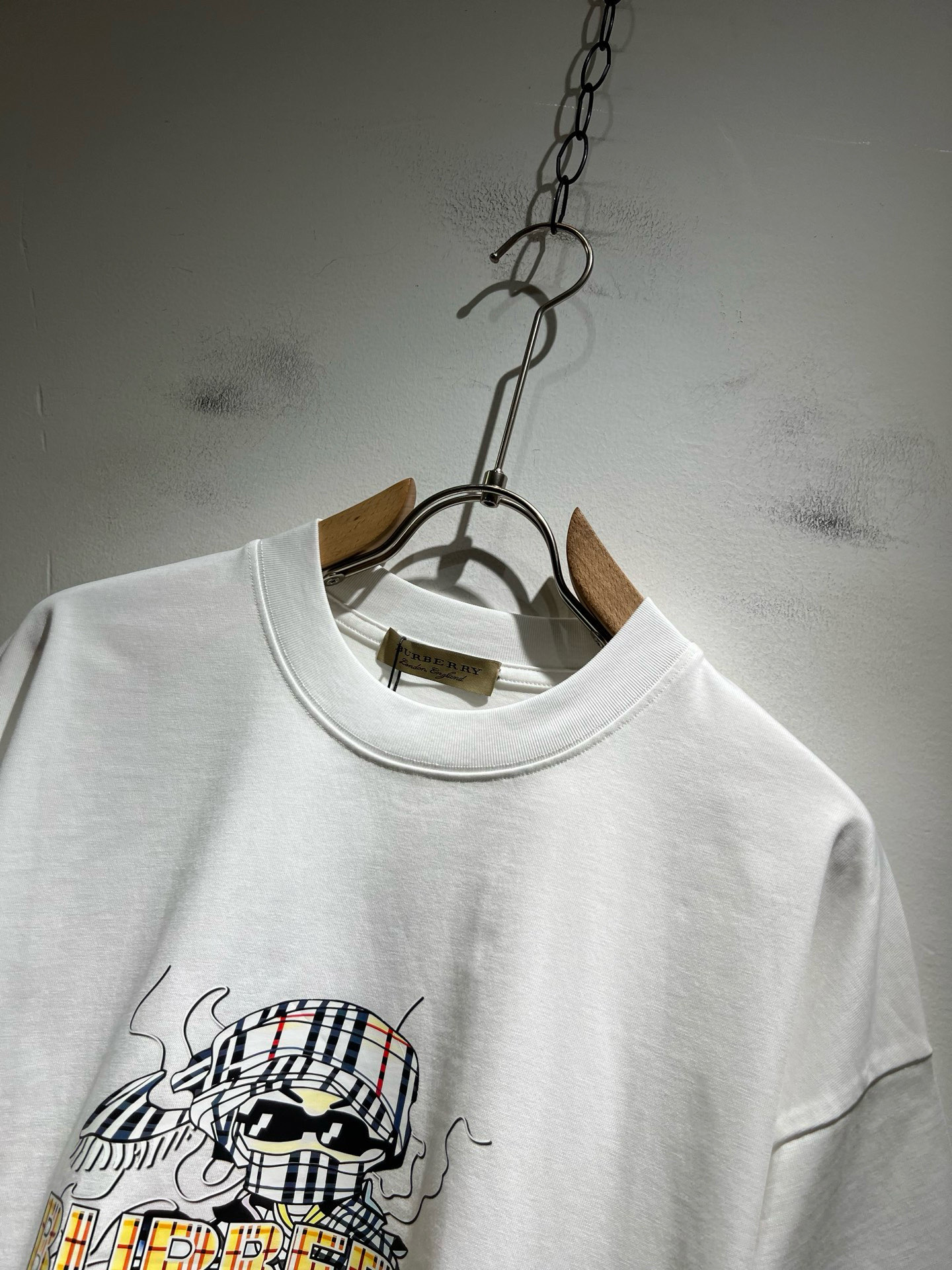   BURBER*Y巴*莉2025春夏新品男女同款👫短袖T恤，重磅来袭，最近比较火热的环保纯棉面料制作而