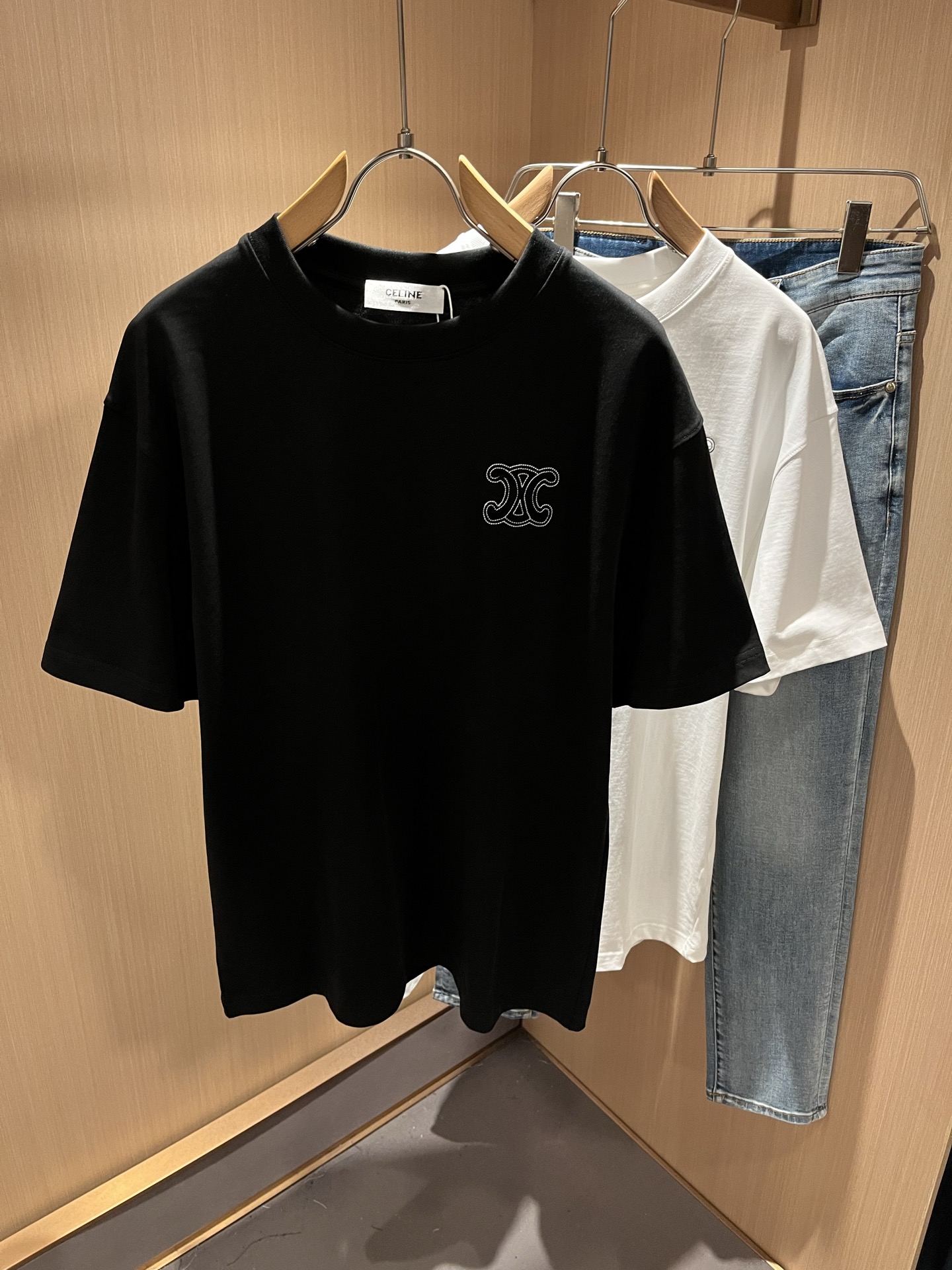  CELIN*瑟琳 2025春夏新款时尚休闲圆领短袖T恤，经典男女同款情侣👫短袖T恤衫！贸易公司渠道稀出