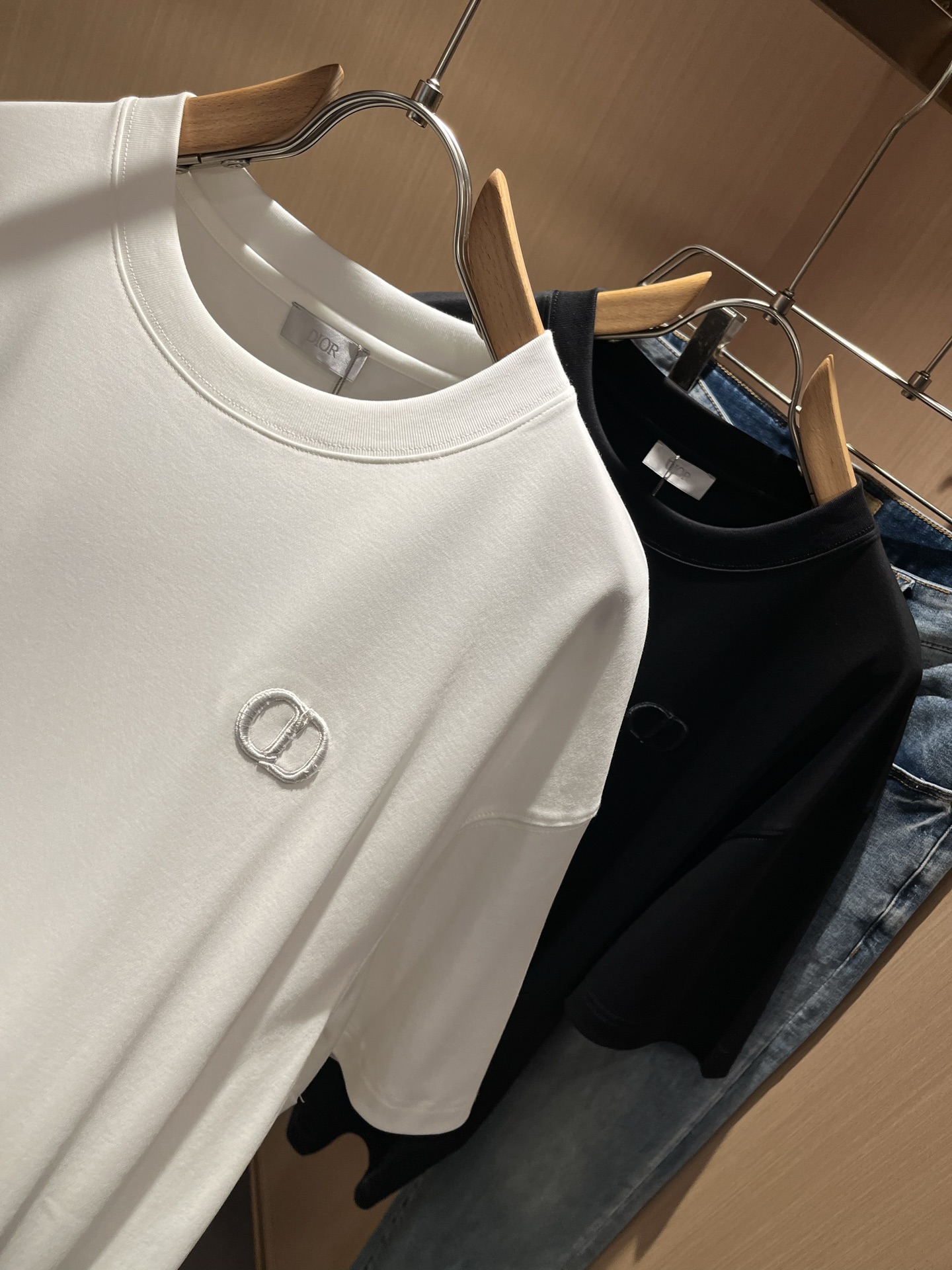  Dio*迪家 2025春夏新款男女同款👫短袖T恤，专柜同步发售！定制专属260克纯棉面料，定制原版工艺