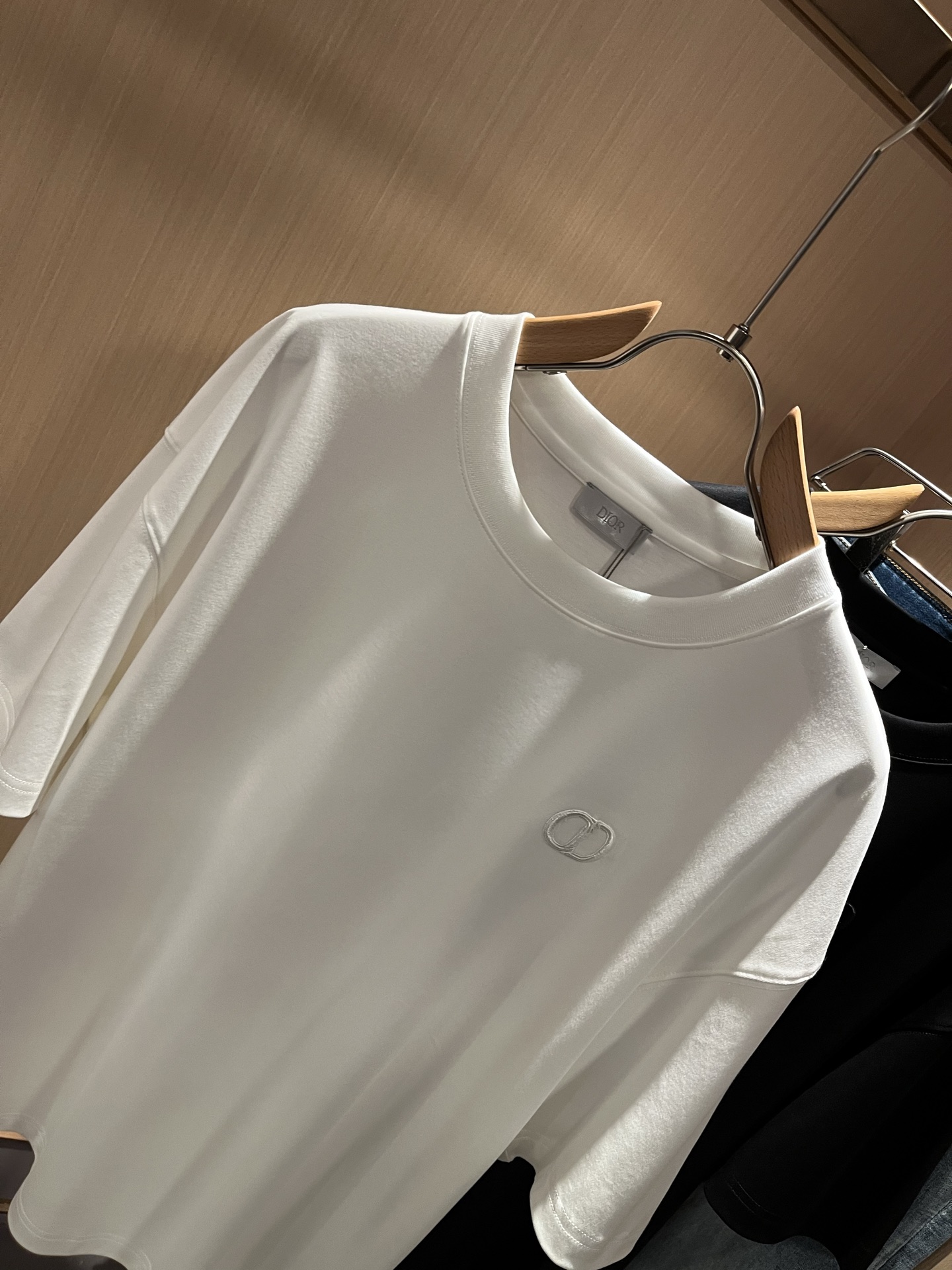  Dio*迪家 2025春夏新款男女同款👫短袖T恤，专柜同步发售！定制专属260克纯棉面料，定制原版工艺