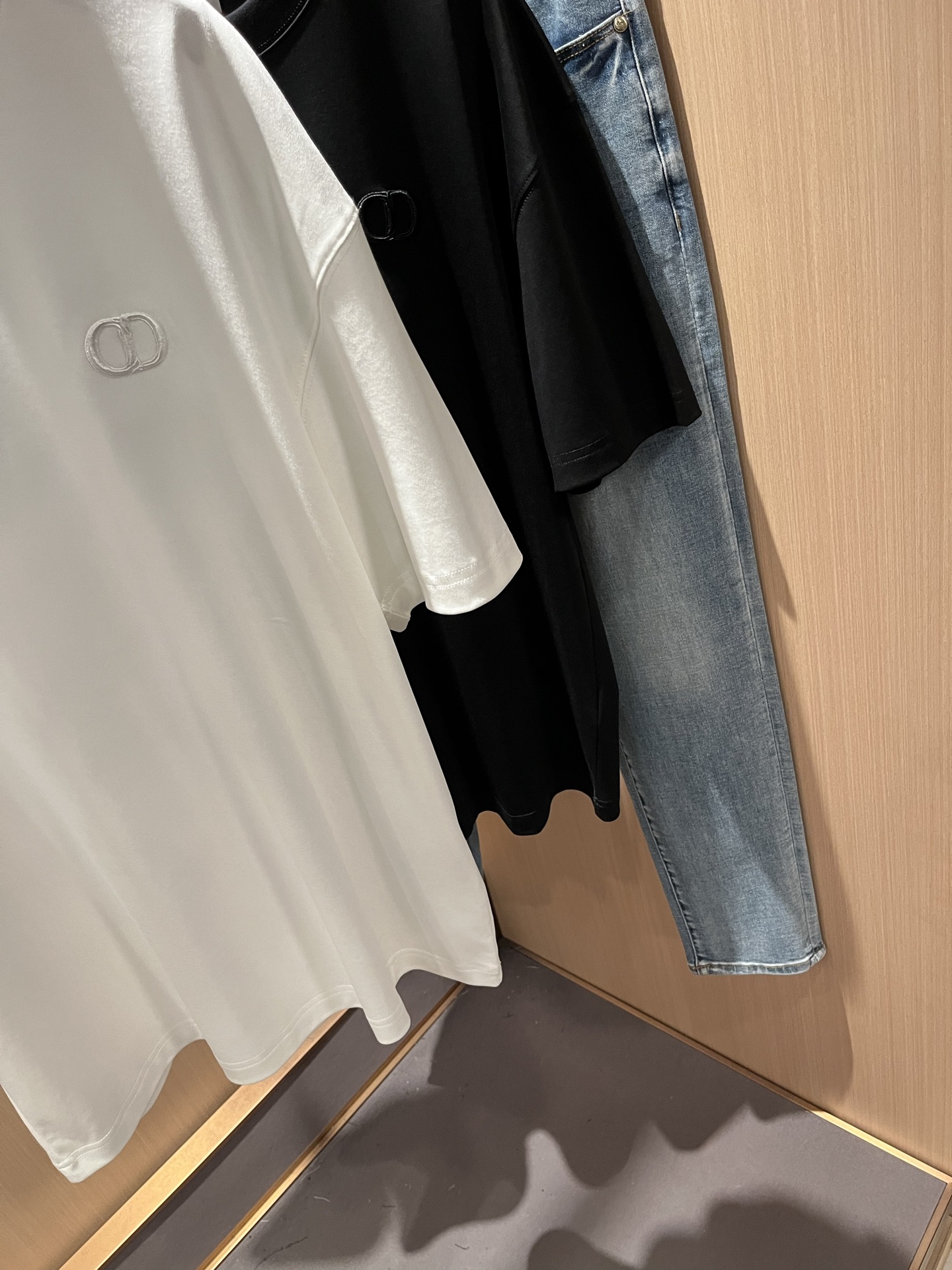  Dio*迪家 2025春夏新款男女同款👫短袖T恤，专柜同步发售！定制专属260克纯棉面料，定制原版工艺