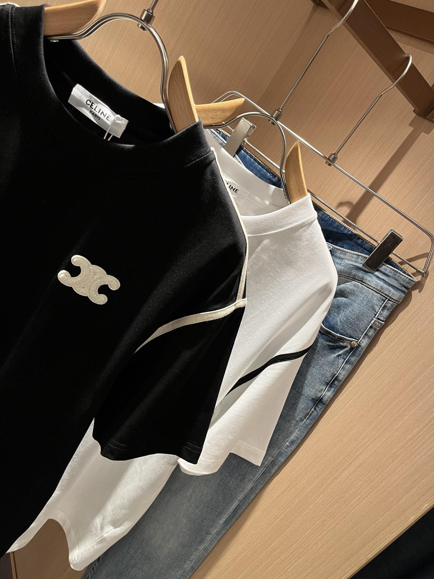  CELIN*瑟琳 2025春夏新款时尚休闲圆领短袖T恤，经典男女同款情侣👫短袖T恤衫！贸易公司渠道稀出