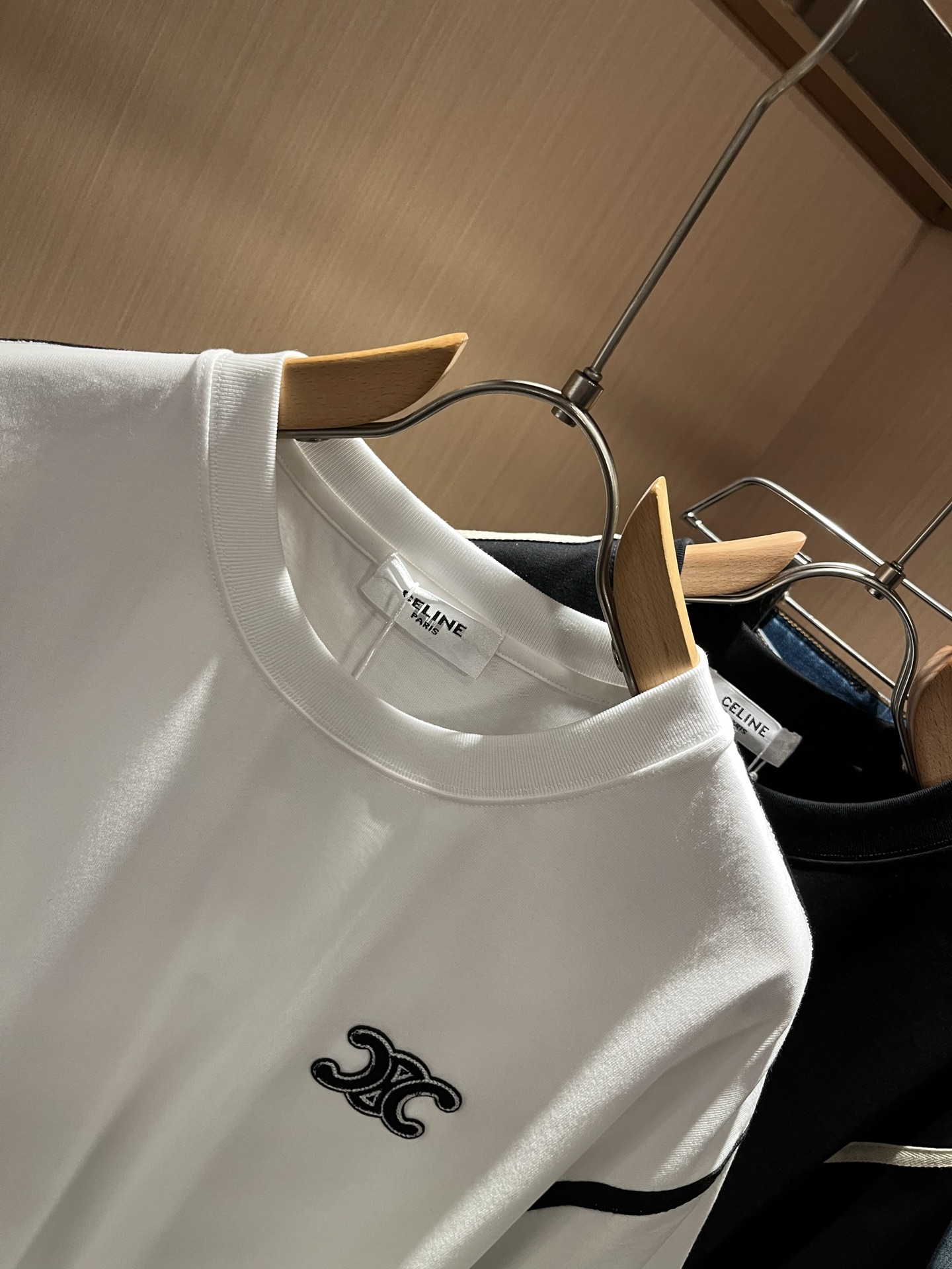 CELIN*瑟琳 2025春夏新款时尚休闲圆领短袖T恤，经典男女同款情侣👫短袖T恤衫！贸易公司渠道稀出