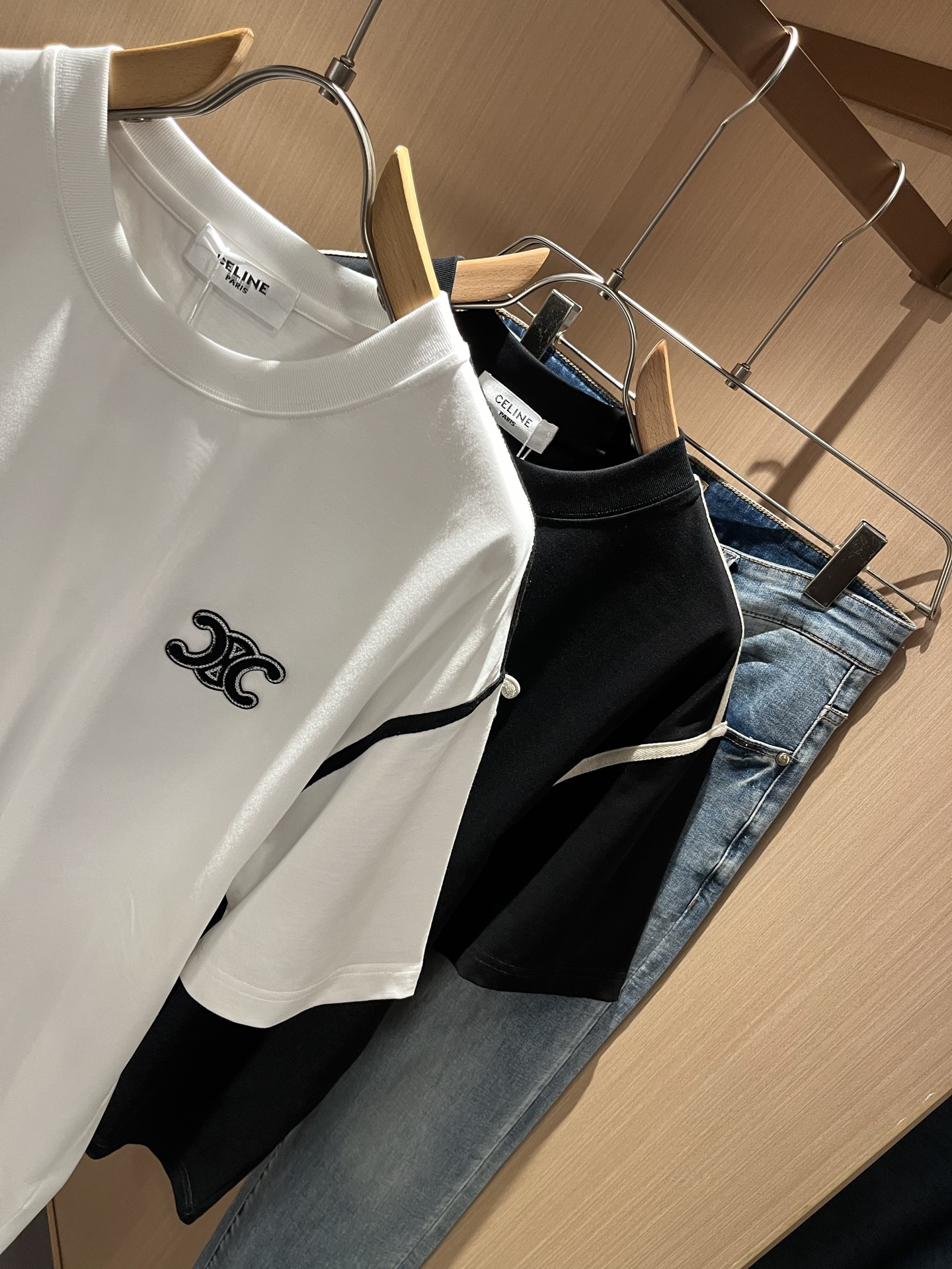  CELIN*瑟琳 2025春夏新款时尚休闲圆领短袖T恤，经典男女同款情侣👫短袖T恤衫！贸易公司渠道稀出