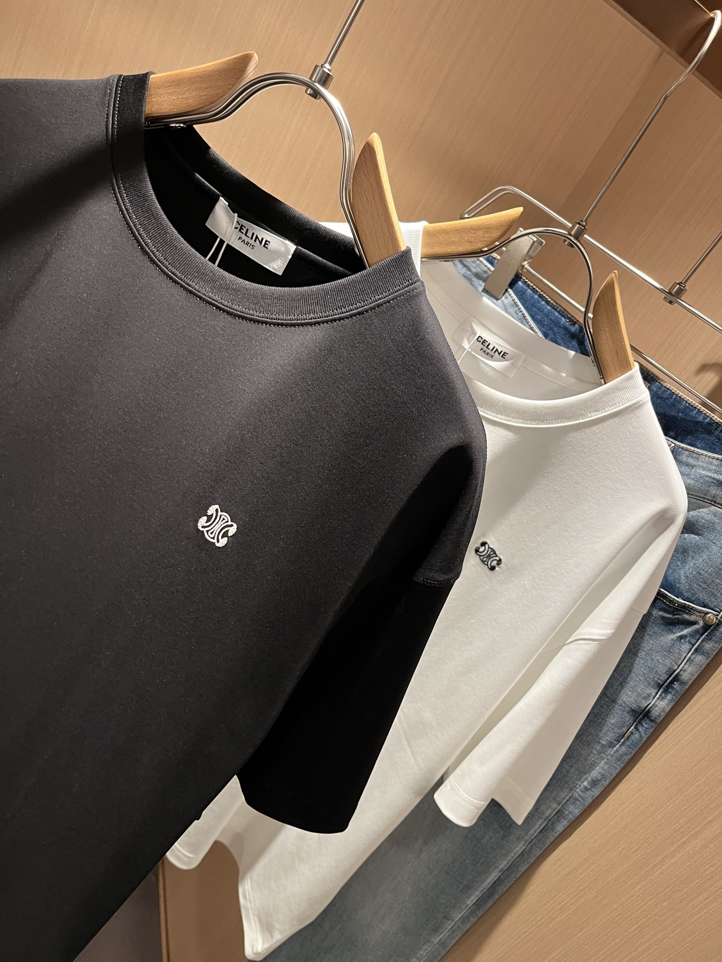  CELIN*瑟琳 2025春夏新款时尚休闲圆领短袖T恤，经典男女同款情侣👫短袖T恤衫！贸易公司渠道稀出