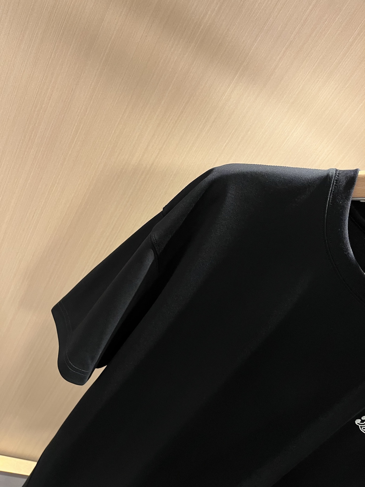  CELIN*瑟琳 2025春夏新款时尚休闲圆领短袖T恤，经典男女同款情侣👫短袖T恤衫！贸易公司渠道稀出