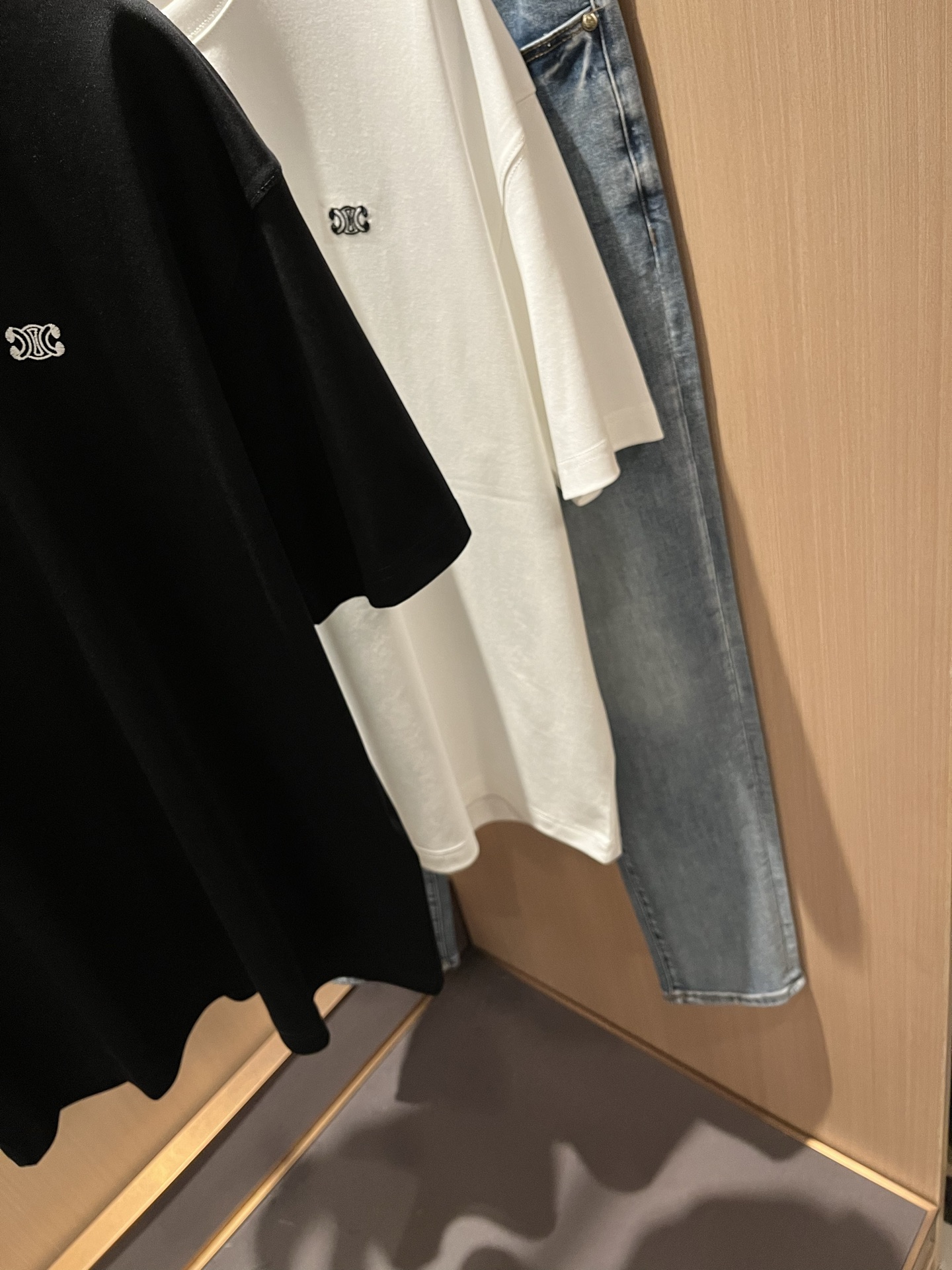  CELIN*瑟琳 2025春夏新款时尚休闲圆领短袖T恤，经典男女同款情侣👫短袖T恤衫！贸易公司渠道稀出