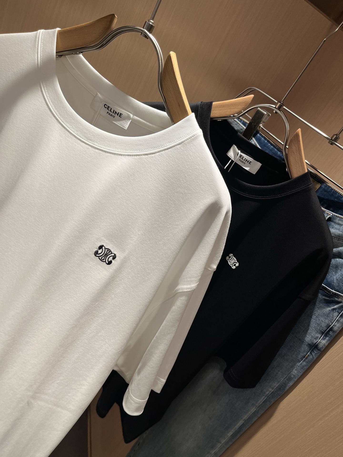  CELIN*瑟琳 2025春夏新款时尚休闲圆领短袖T恤，经典男女同款情侣👫短袖T恤衫！贸易公司渠道稀出