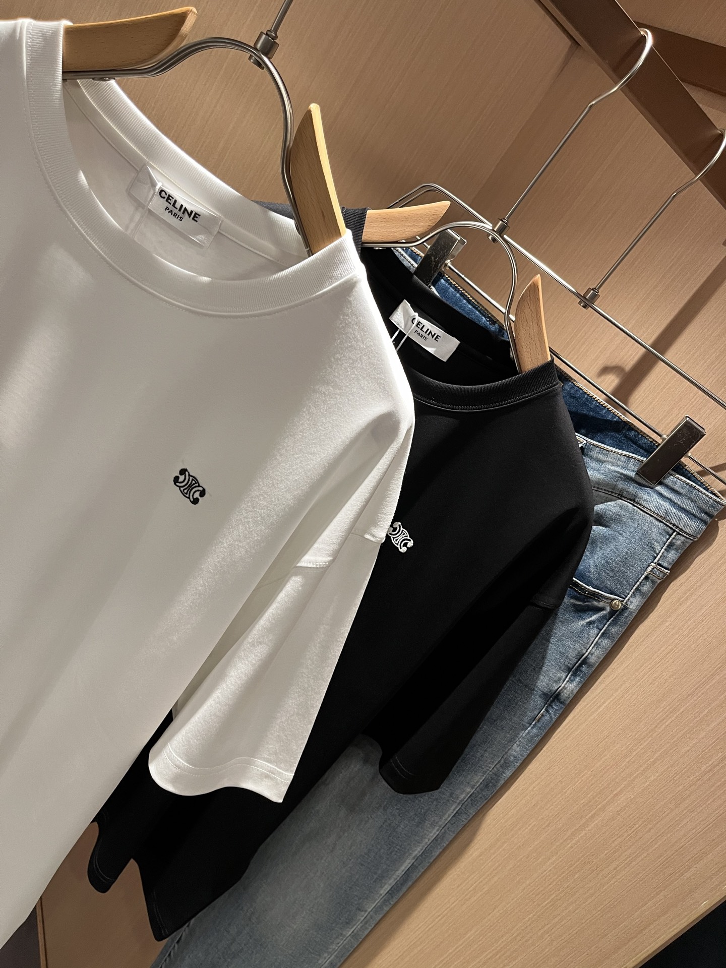  CELIN*瑟琳 2025春夏新款时尚休闲圆领短袖T恤，经典男女同款情侣👫短袖T恤衫！贸易公司渠道稀出