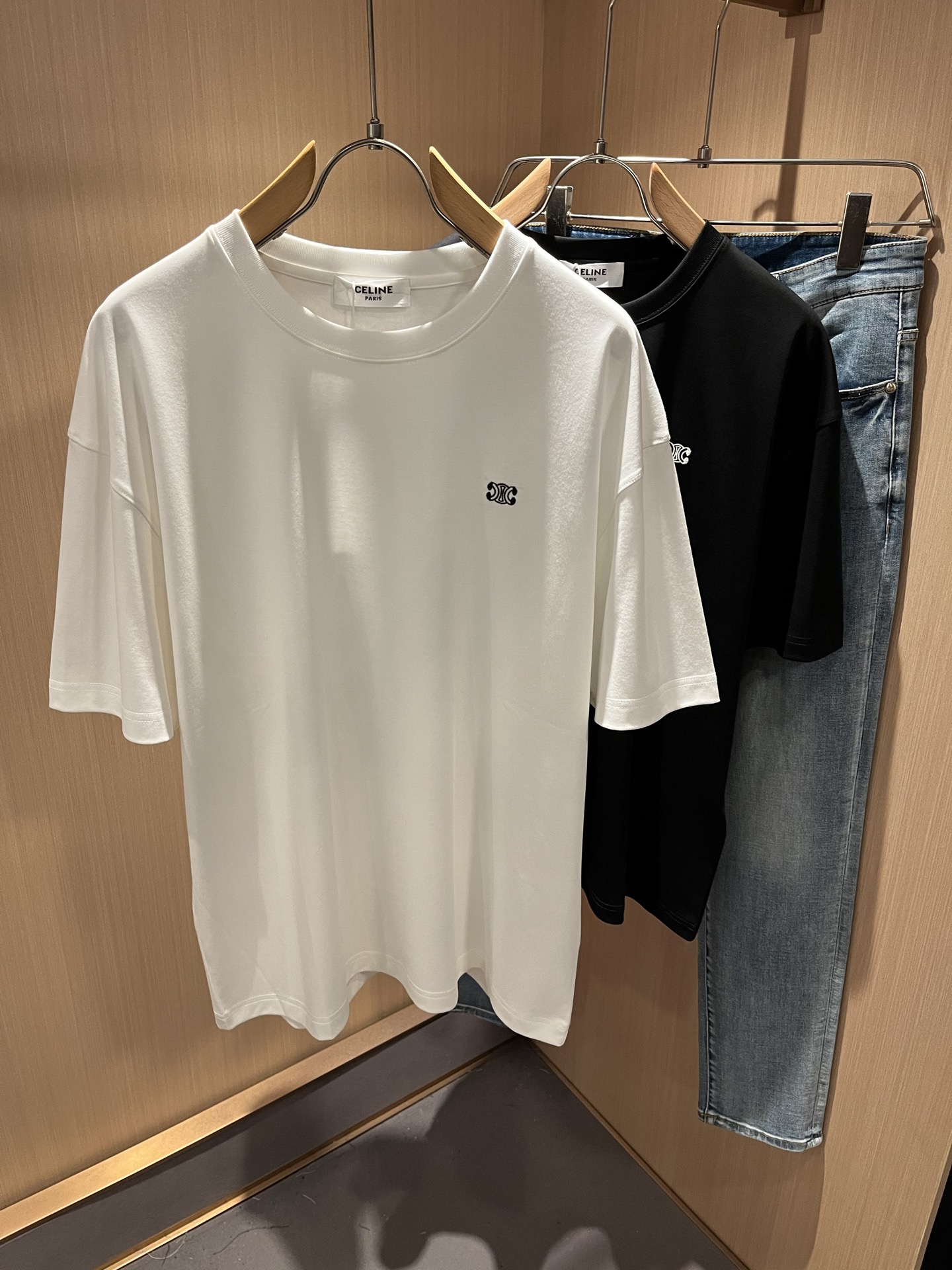  CELIN*瑟琳 2025春夏新款时尚休闲圆领短袖T恤，经典男女同款情侣👫短袖T恤衫！贸易公司渠道稀出