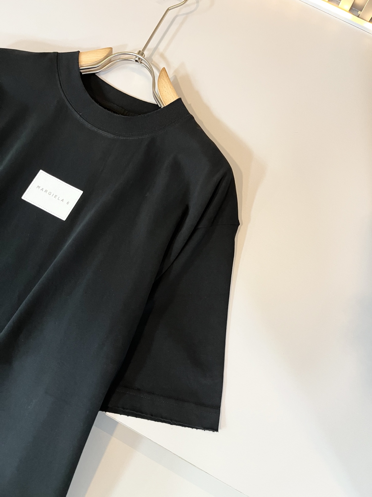   马吉拉 maison margiel 2025春夏新款男女同款👫短袖T恤，专柜同步发售！定制专属洗水