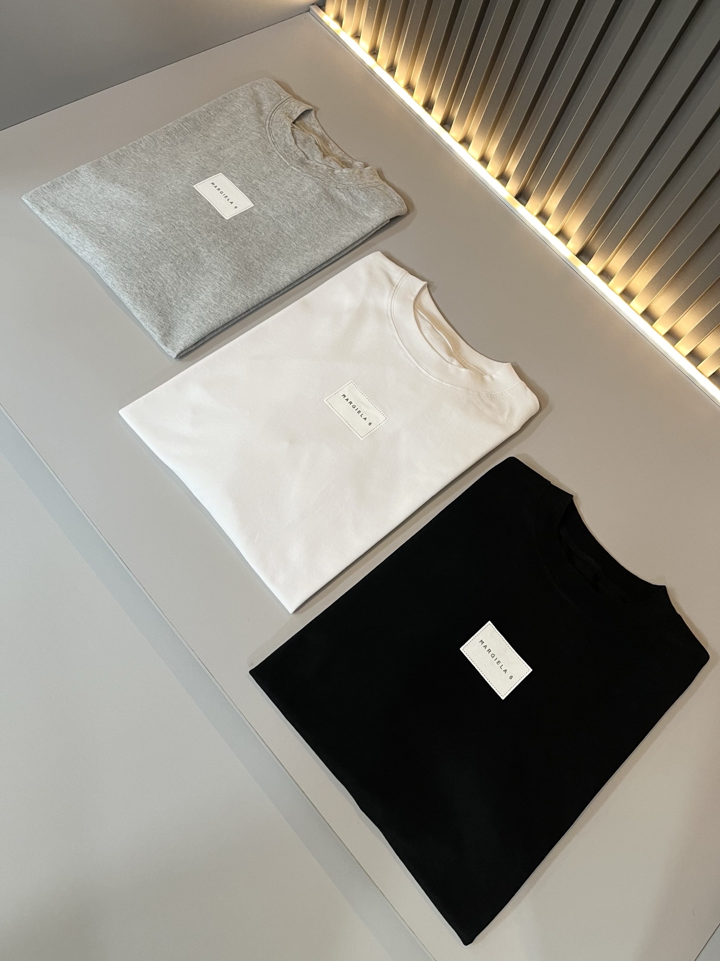   马吉拉 maison margiel 2025春夏新款男女同款👫短袖T恤，专柜同步发售！定制专属洗水