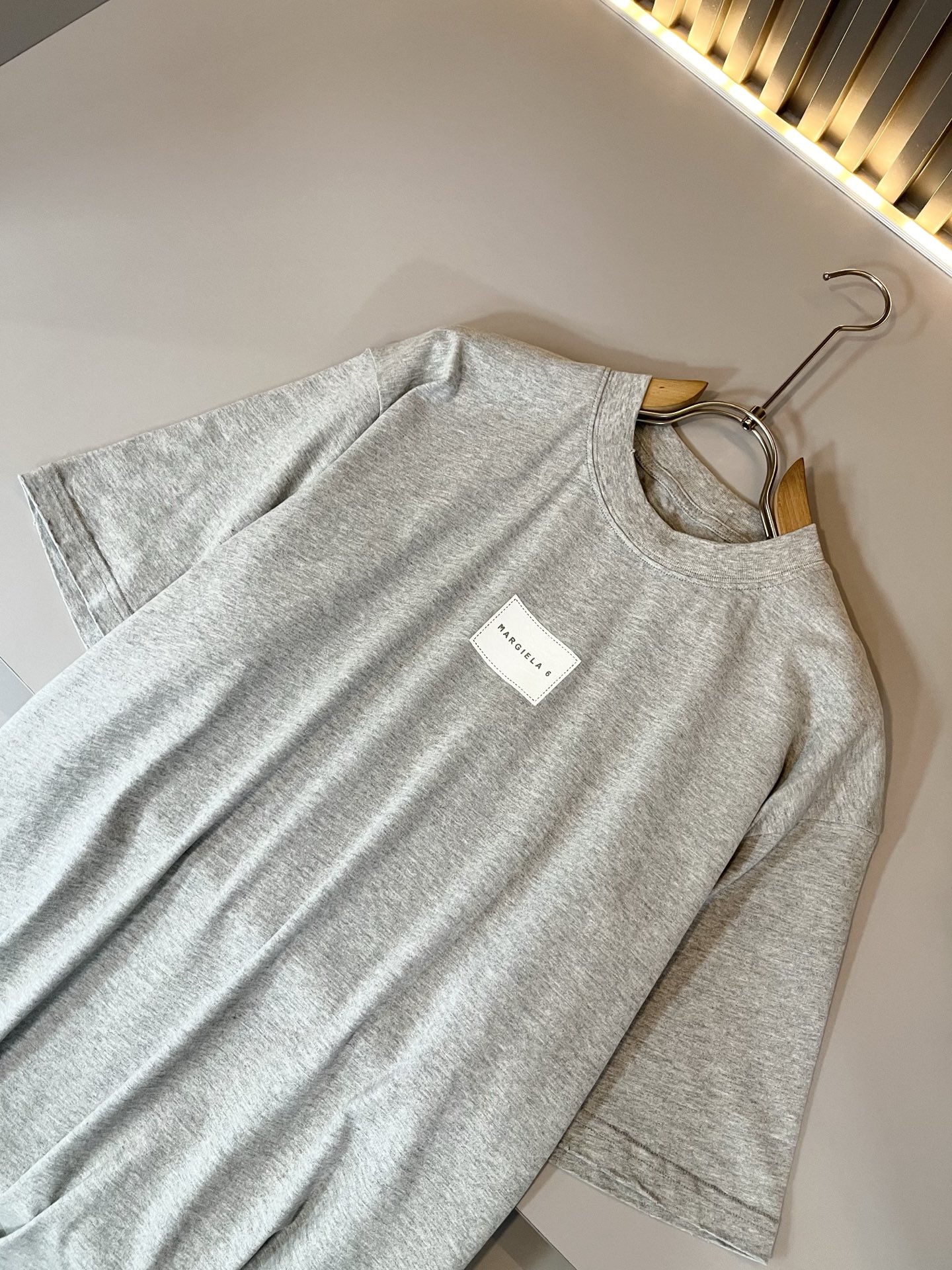   马吉拉 maison margiel 2025春夏新款男女同款👫短袖T恤，专柜同步发售！定制专属洗水