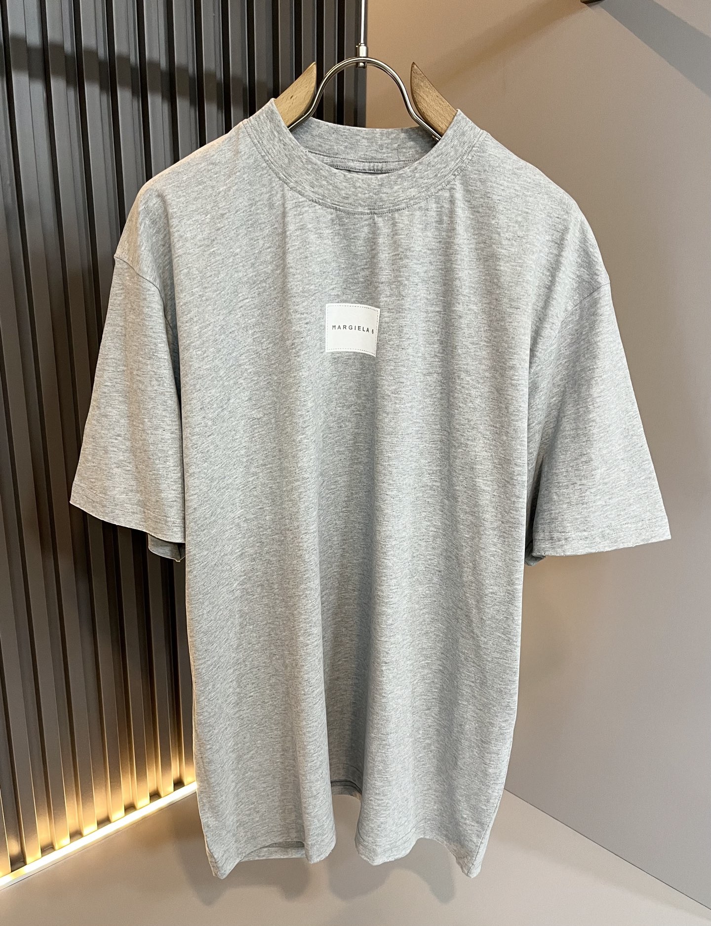   马吉拉 maison margiel 2025春夏新款男女同款👫短袖T恤，专柜同步发售！定制专属洗水