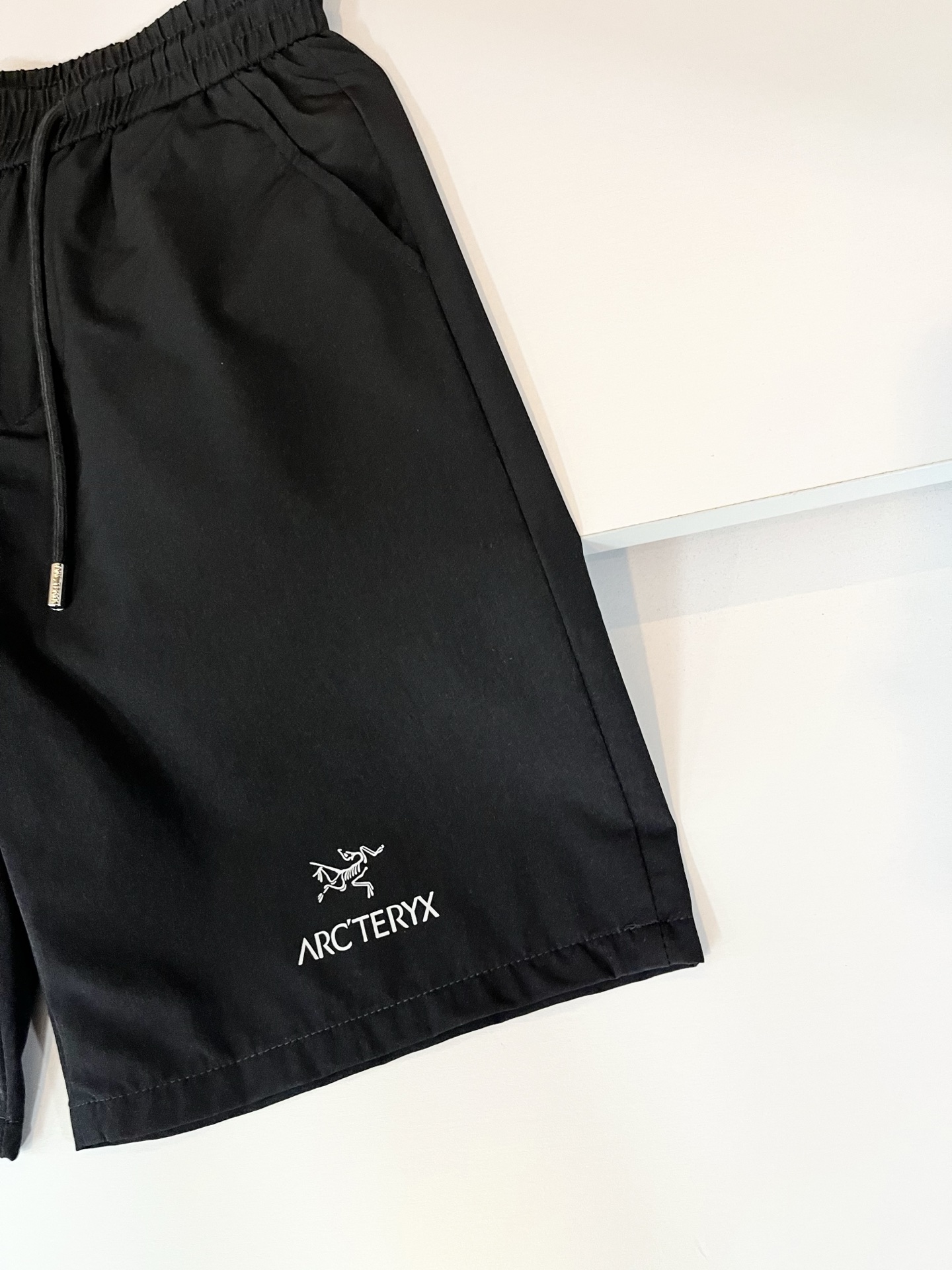  ARCTER*X始*祖鸟 2025春夏新款休闲运动风格休闲短裤裤，户外品牌可能大家第一想到的就是加拿大