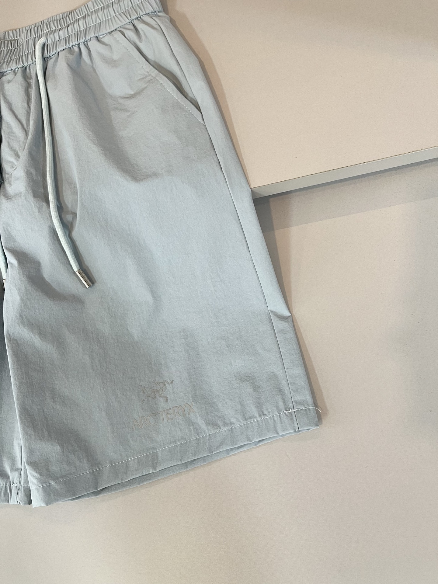  ARCTER*X始*祖鸟 2025春夏新款休闲运动风格休闲短裤裤，户外品牌可能大家第一想到的就是加拿大