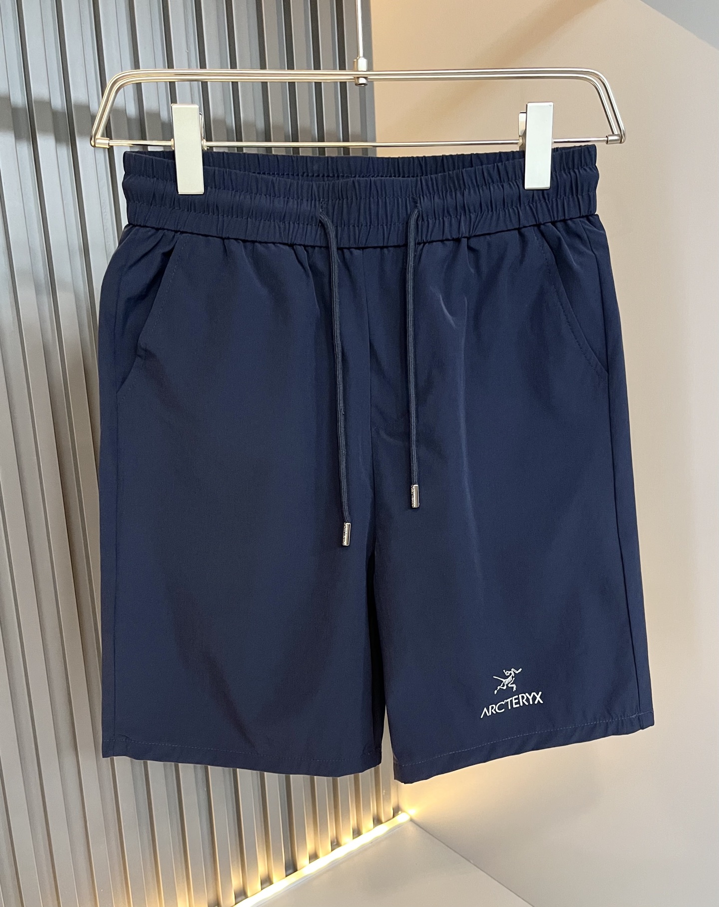  ARCTER*X始*祖鸟 2025春夏新款休闲运动风格休闲短裤裤，户外品牌可能大家第一想到的就是加拿大