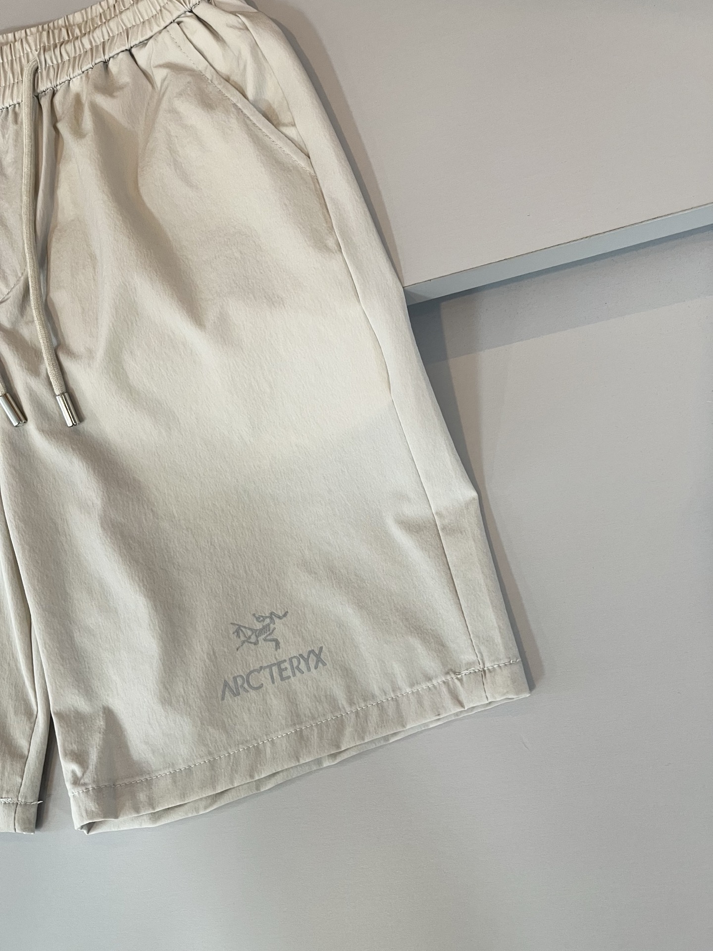  ARCTER*X始*祖鸟 2025春夏新款休闲运动风格休闲短裤裤，户外品牌可能大家第一想到的就是加拿大