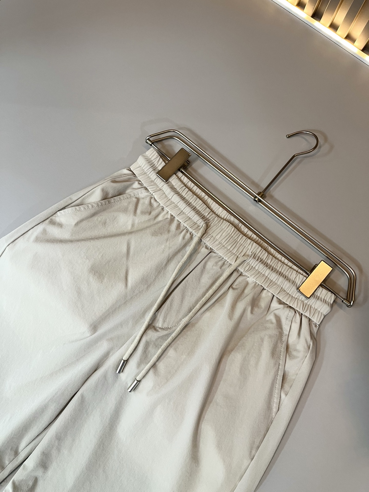  ARCTER*X始*祖鸟 2025春夏新款休闲运动风格休闲短裤裤，户外品牌可能大家第一想到的就是加拿大