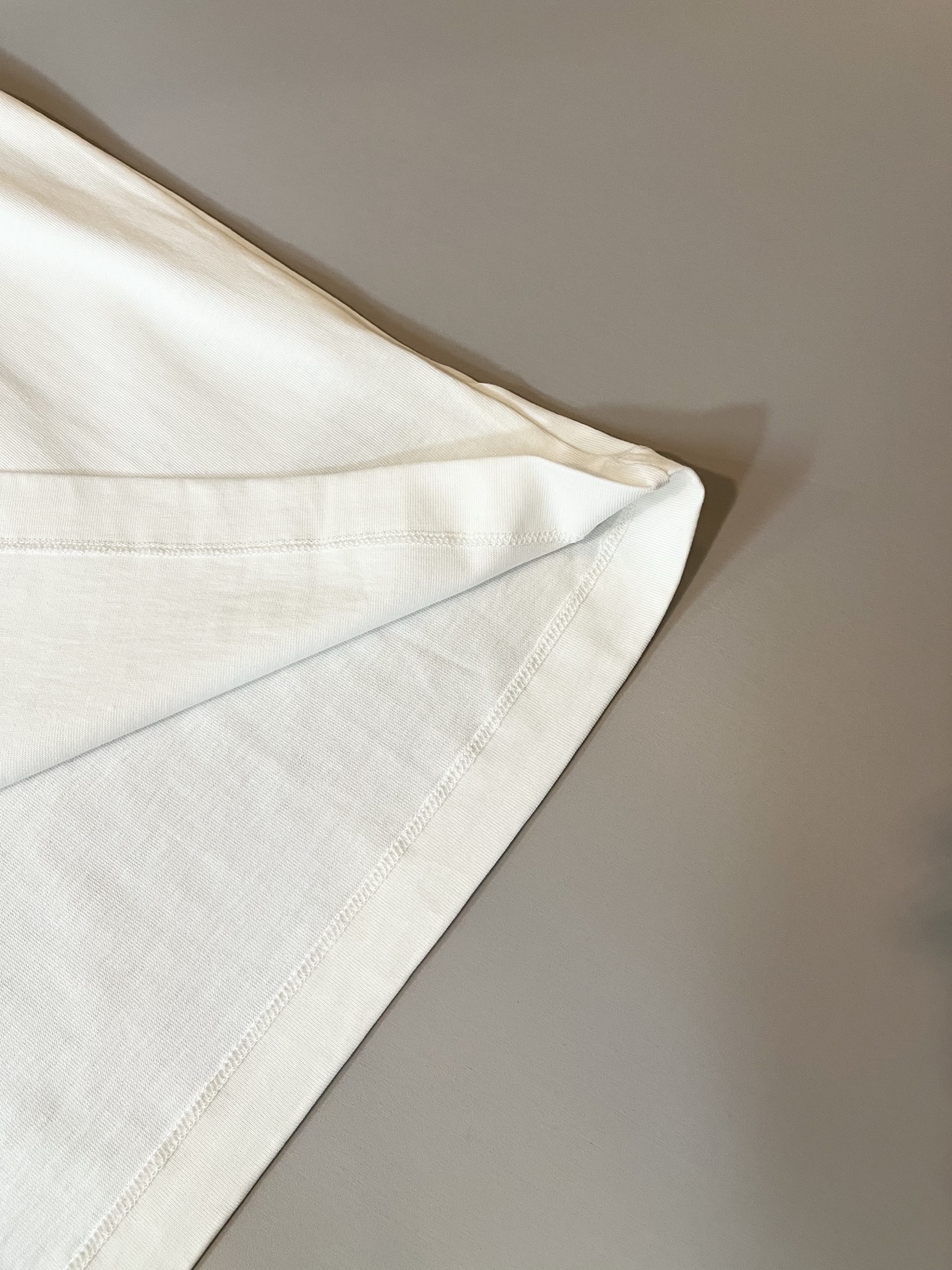  ARCTER*X始*祖鸟 2025春夏新款男女同款👫短袖T恤户外品牌可能大家第一想到的就是加拿大鹅、始