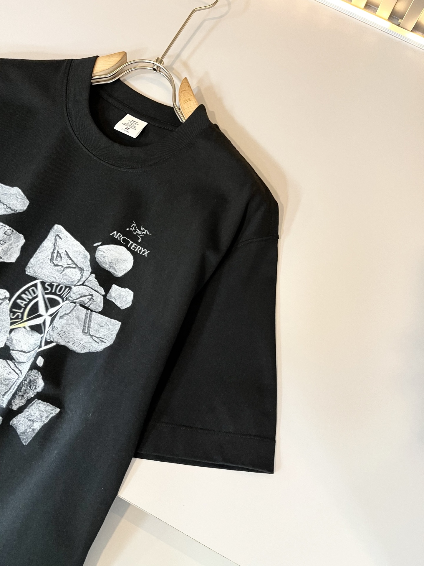  ARCTER*X始*祖鸟 2025春夏新款男女同款👫短袖T恤户外品牌可能大家第一想到的就是加拿大鹅、始