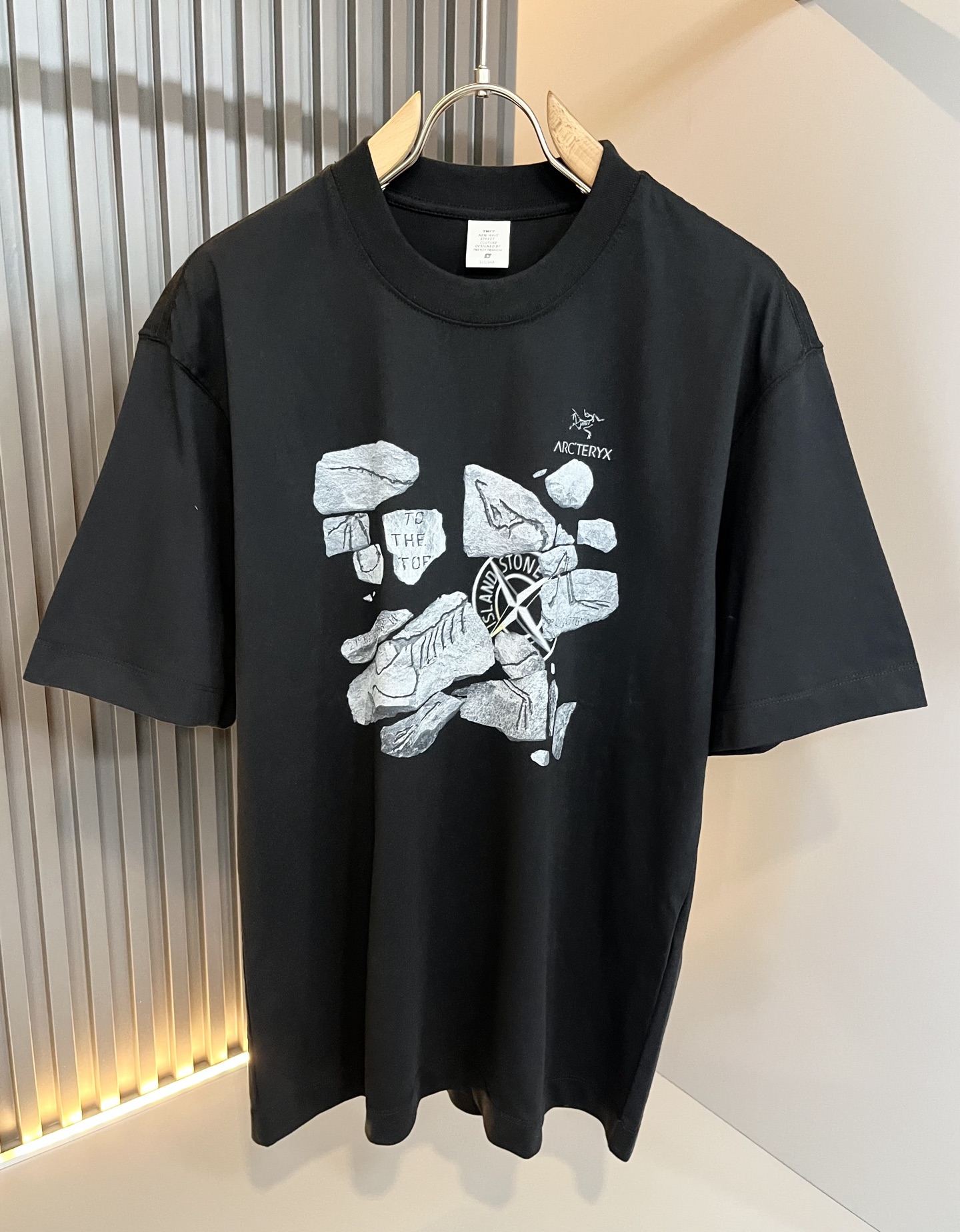  ARCTER*X始*祖鸟 2025春夏新款男女同款👫短袖T恤户外品牌可能大家第一想到的就是加拿大鹅、始