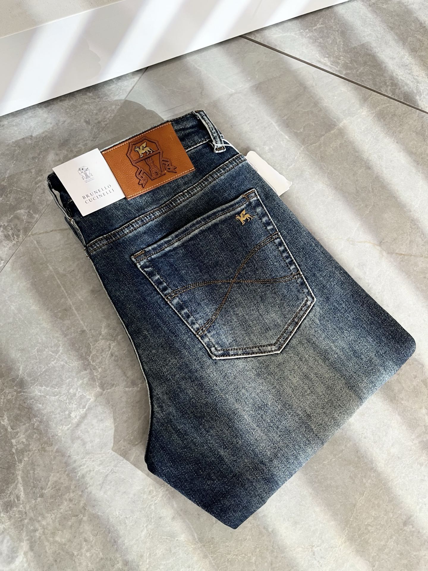  BC-Brunello Cucineli 2025春夏新品男士时装款高端休闲牛仔裤，香港洋行渠道货，日