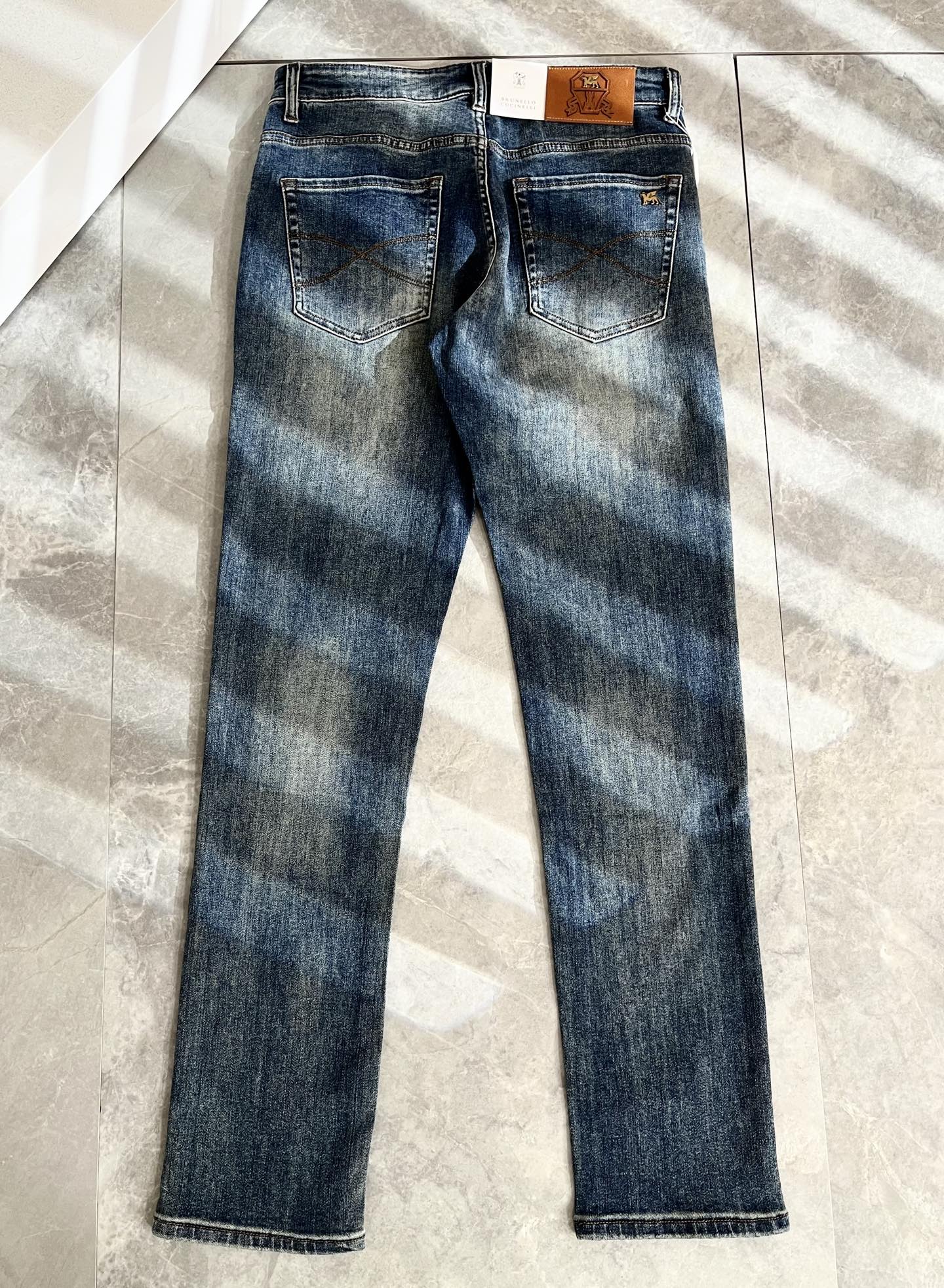  BC-Brunello Cucineli 2025春夏新品男士时装款高端休闲牛仔裤，香港洋行渠道货，日