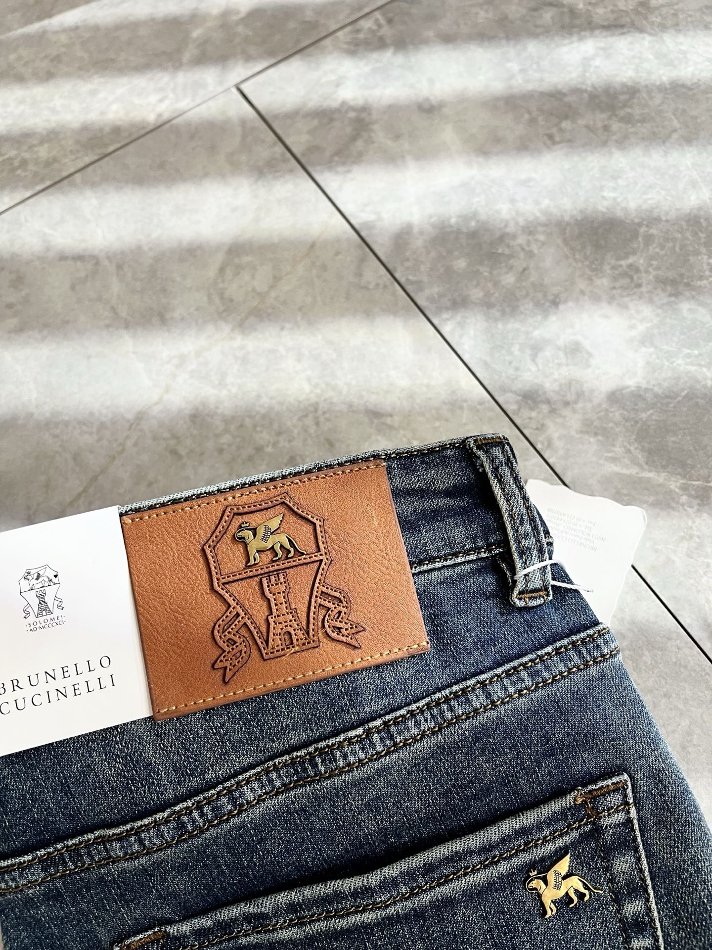  BC-Brunello Cucineli 2025春夏新品男士时装款高端休闲牛仔裤，香港洋行渠道货，日