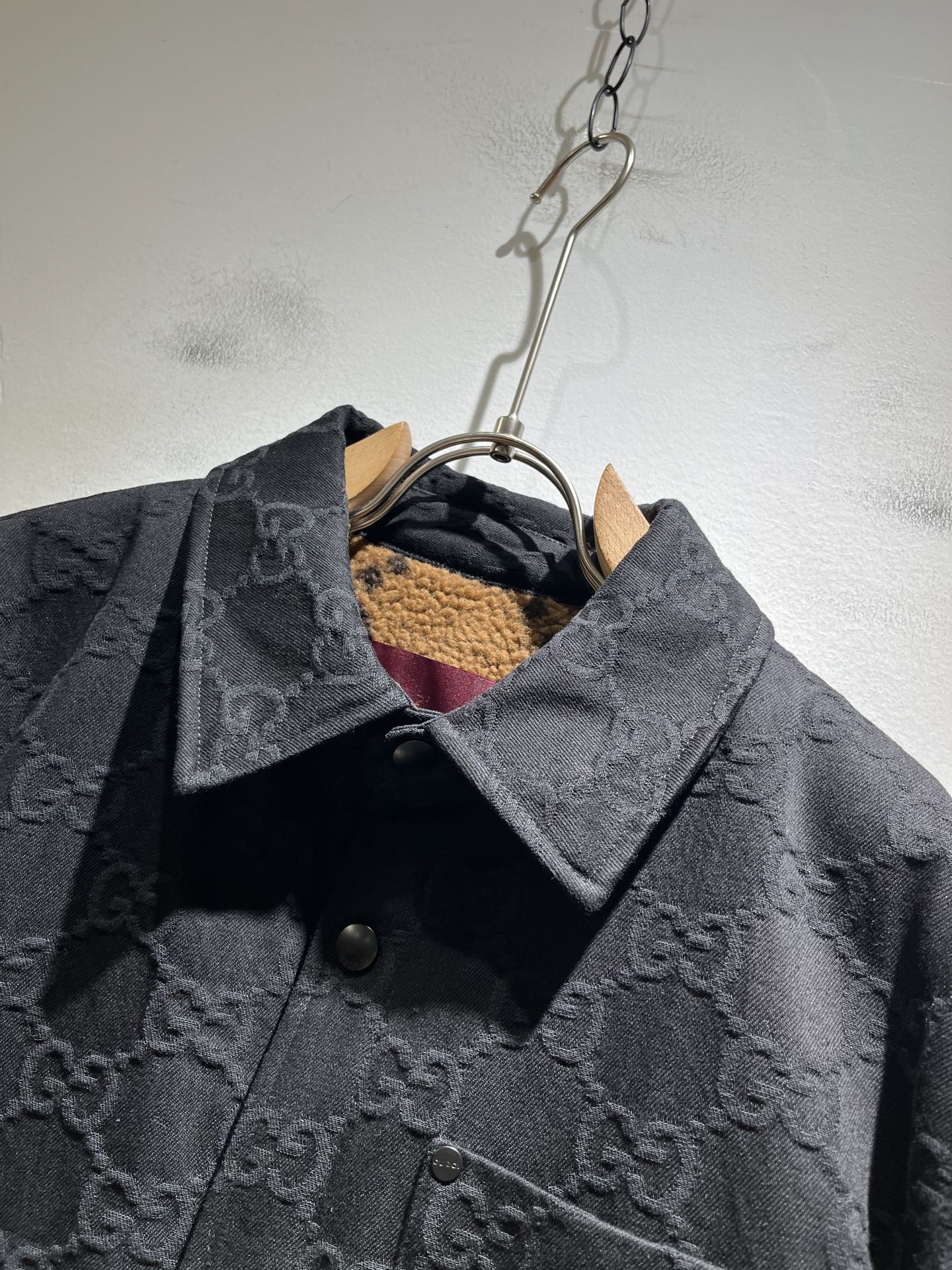  Gucc*古家 2025秋冬最新系列！男女同款👫牛仔夹克外套，贸易公司渠道稀出，同步官网发售 ！   