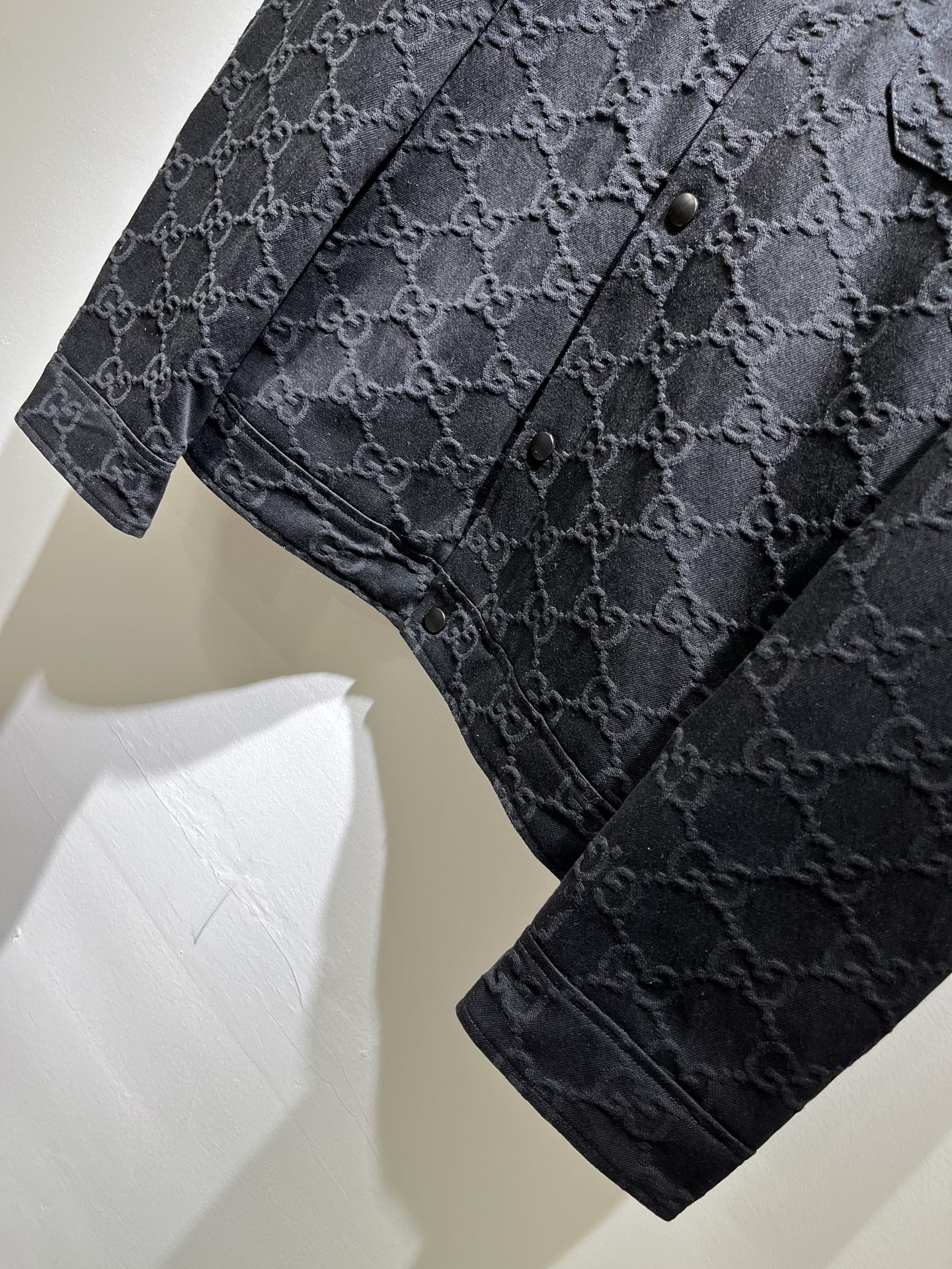  Gucc*古家 2025秋冬最新系列！男女同款👫牛仔夹克外套，贸易公司渠道稀出，同步官网发售 ！   