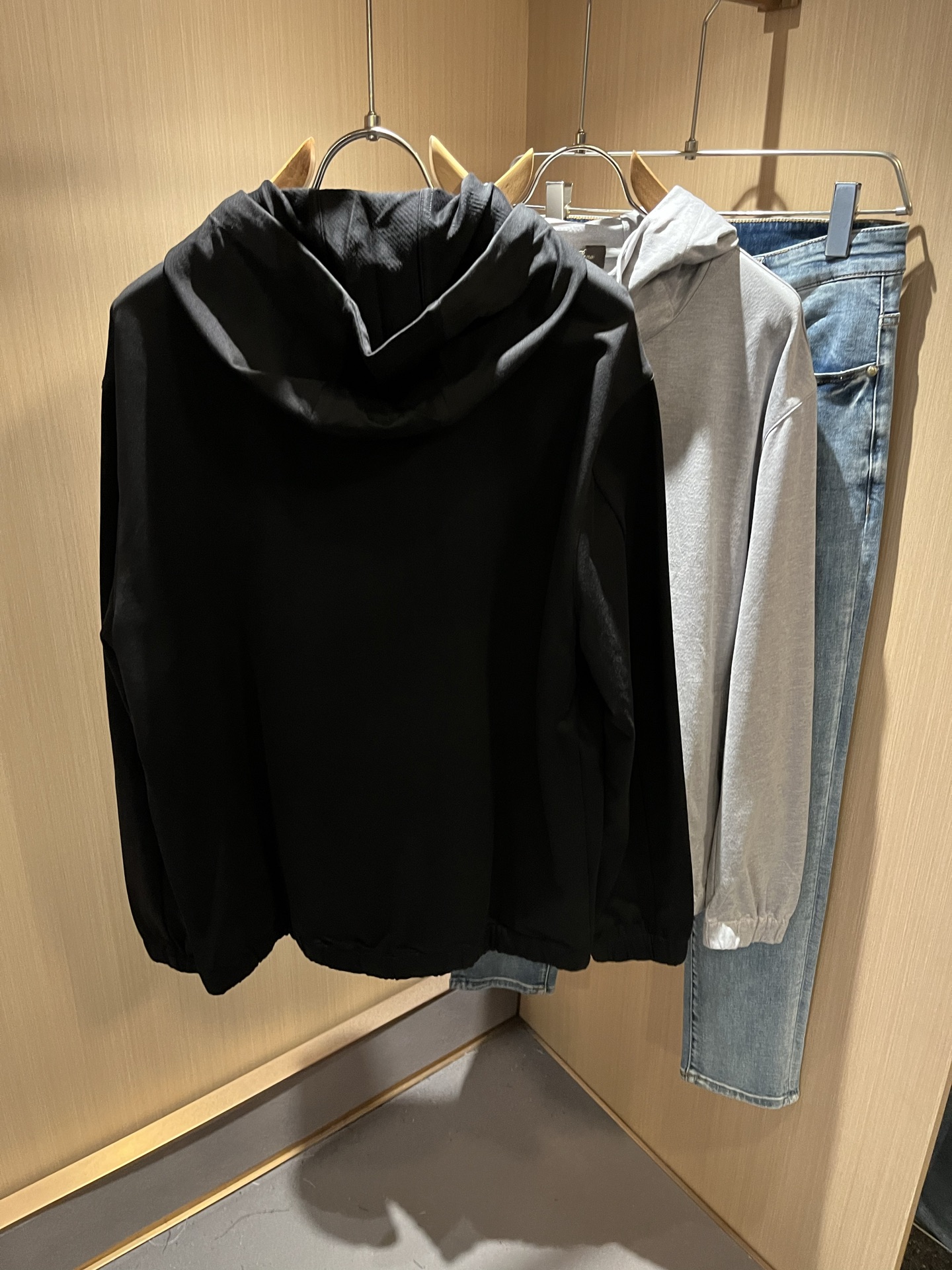  Loro Piana诺悠翩雅 2025秋冬新品男士连帽卫衣，外贸公司订单！客供纯棉棉材质，经典的专有织