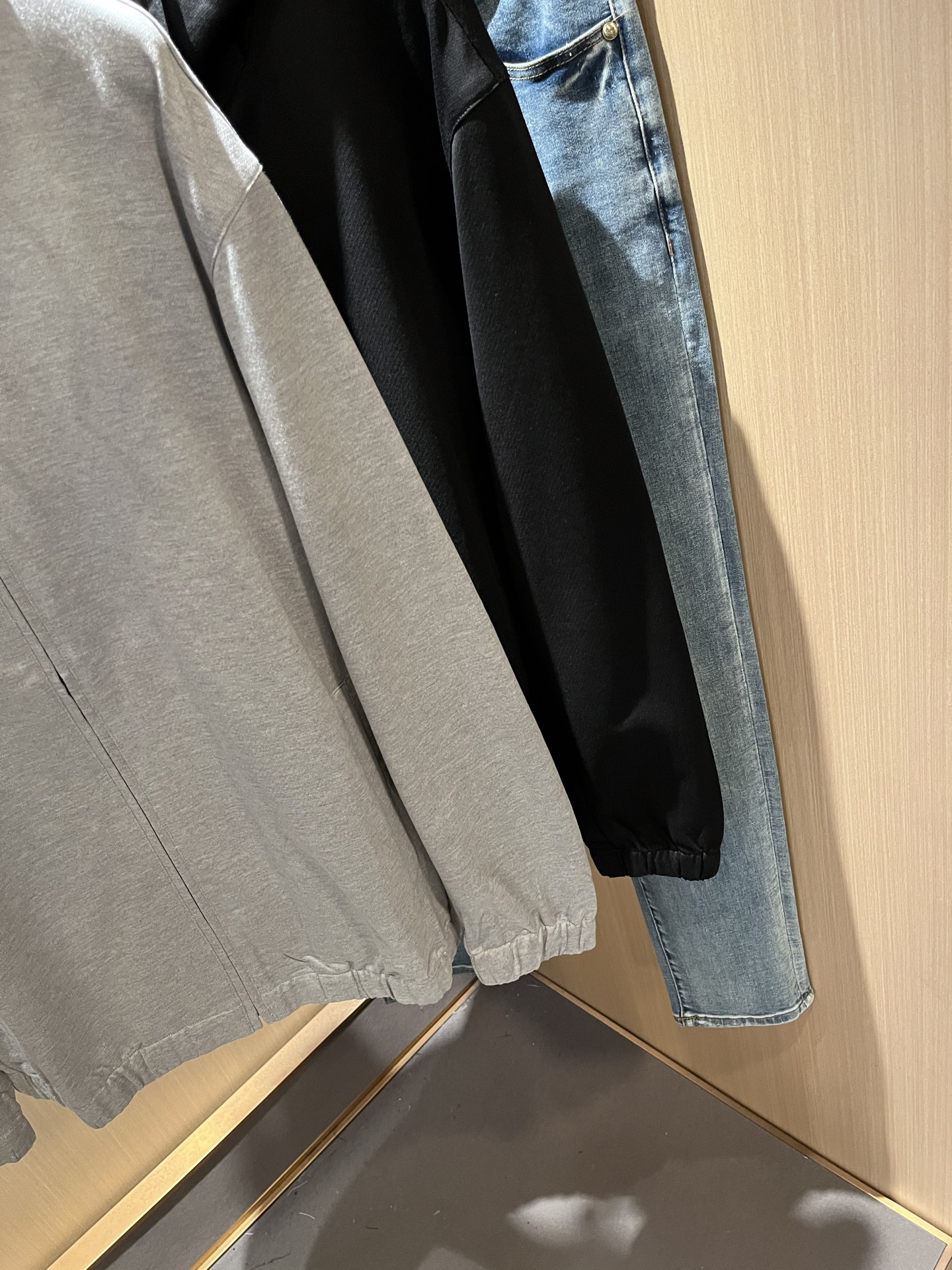  Loro Piana诺悠翩雅 2025秋冬新品男士连帽卫衣，外贸公司订单！客供纯棉棉材质，经典的专有织