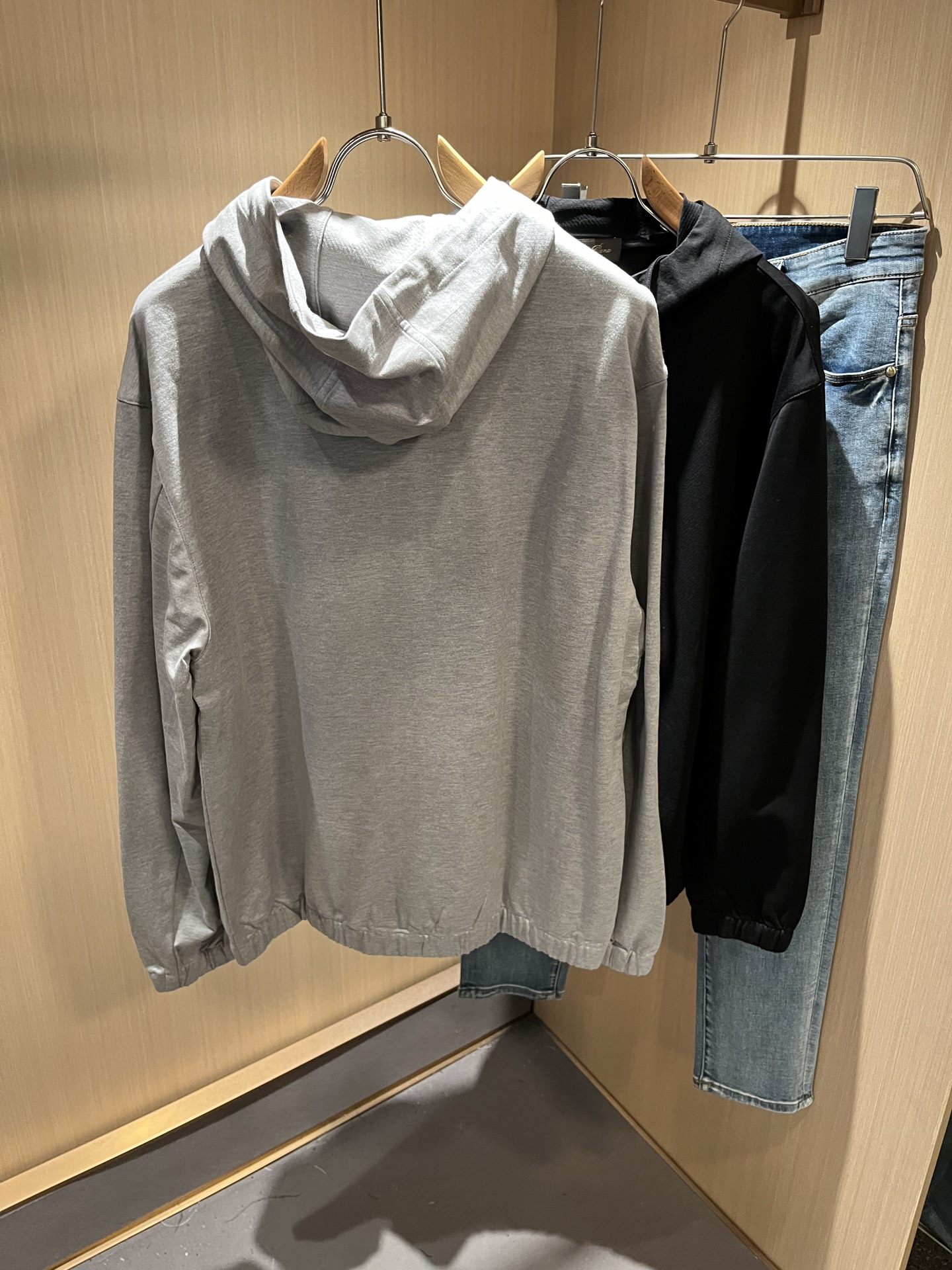  Loro Piana诺悠翩雅 2025秋冬新品男士连帽卫衣，外贸公司订单！客供纯棉棉材质，经典的专有织